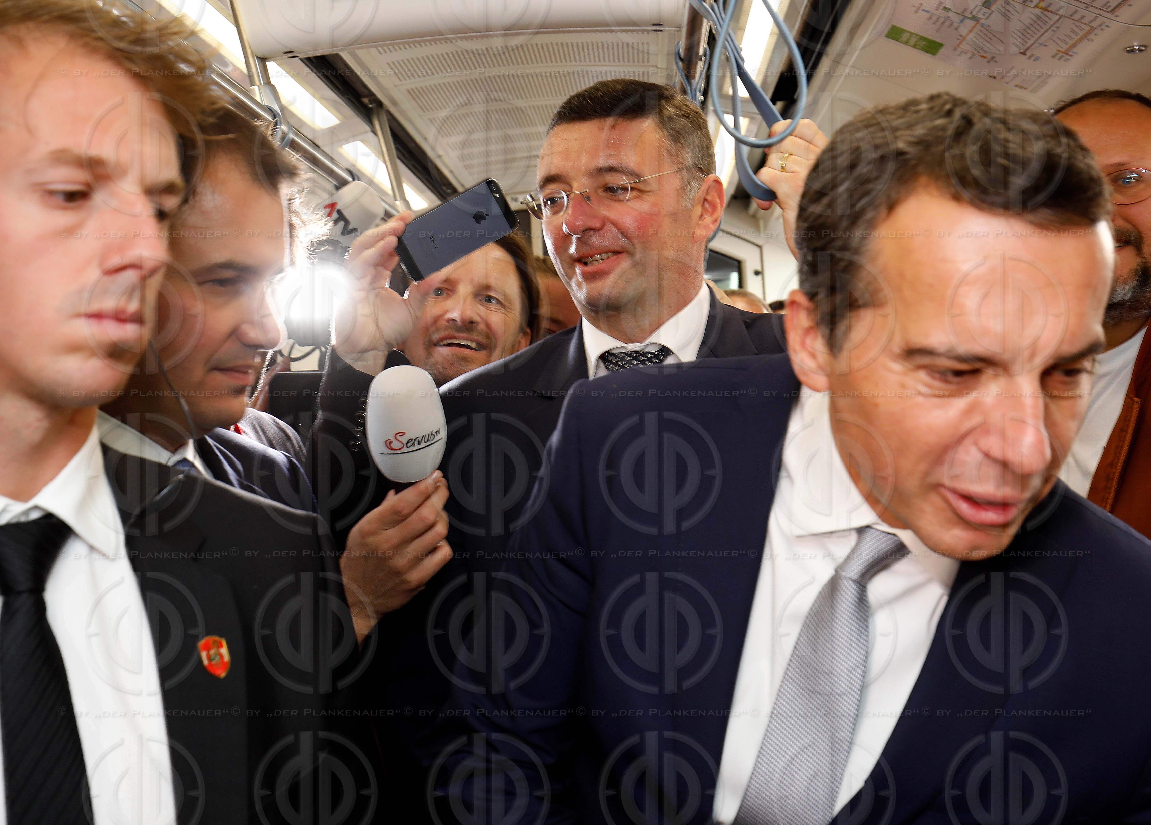 BK Kern fÃ¤hrt mit Grazer Strassenbahn