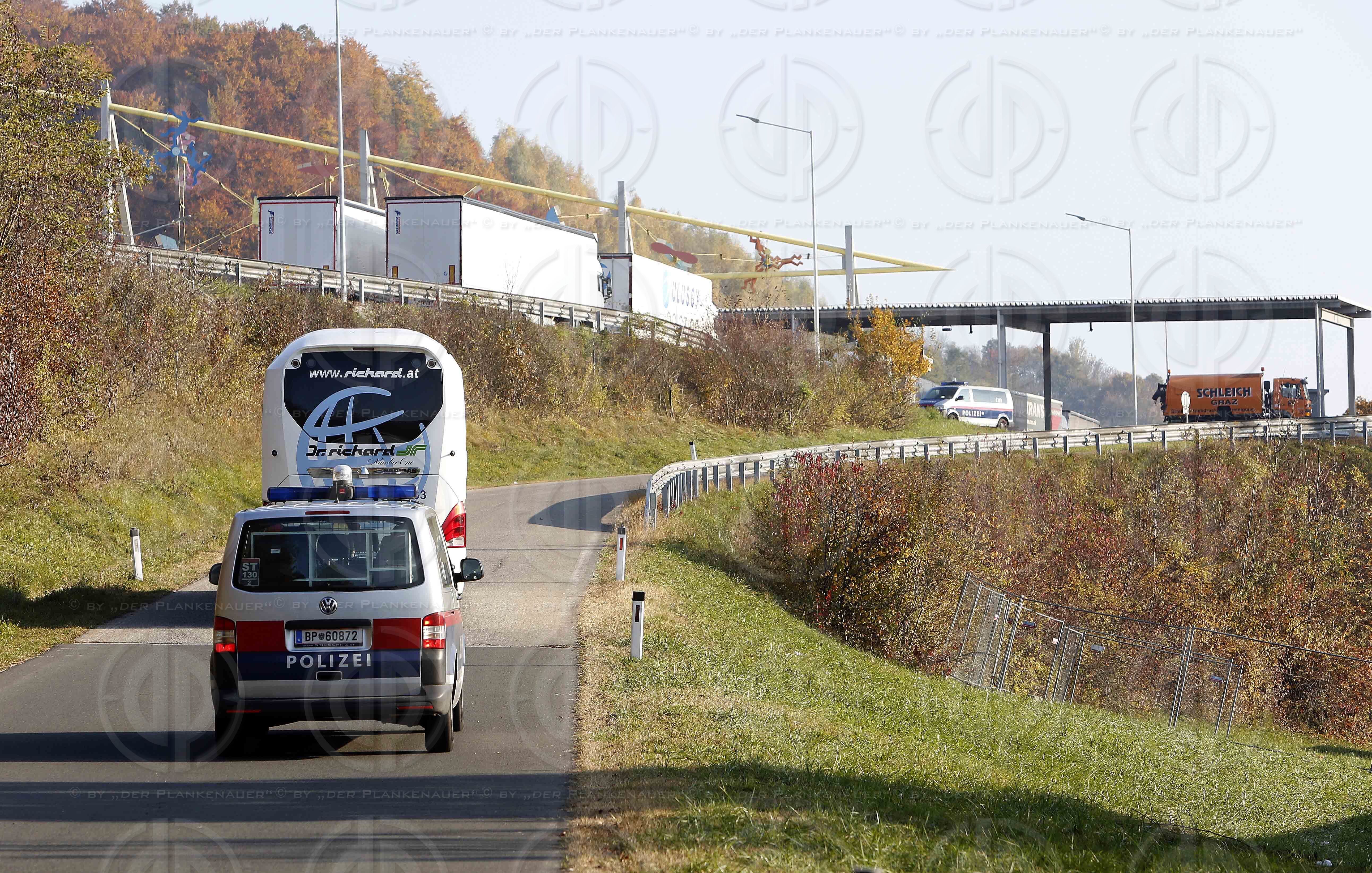 Demo gegen Fluechtlinge in Spielfeld