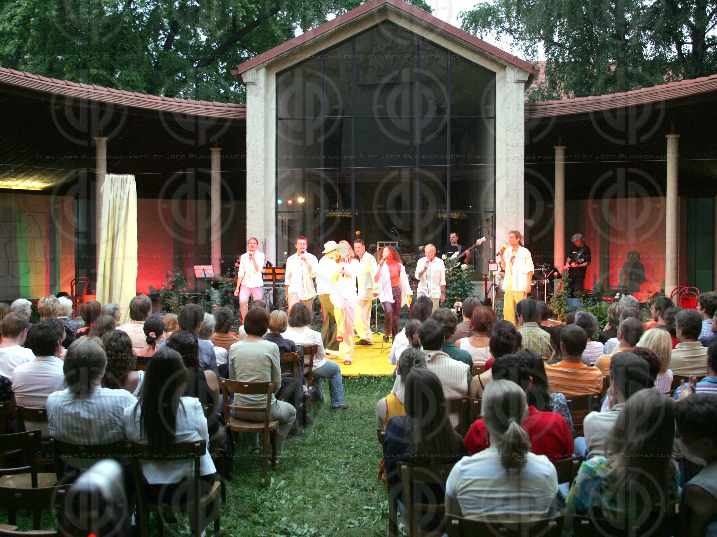 Open Air metrum music fragile narration