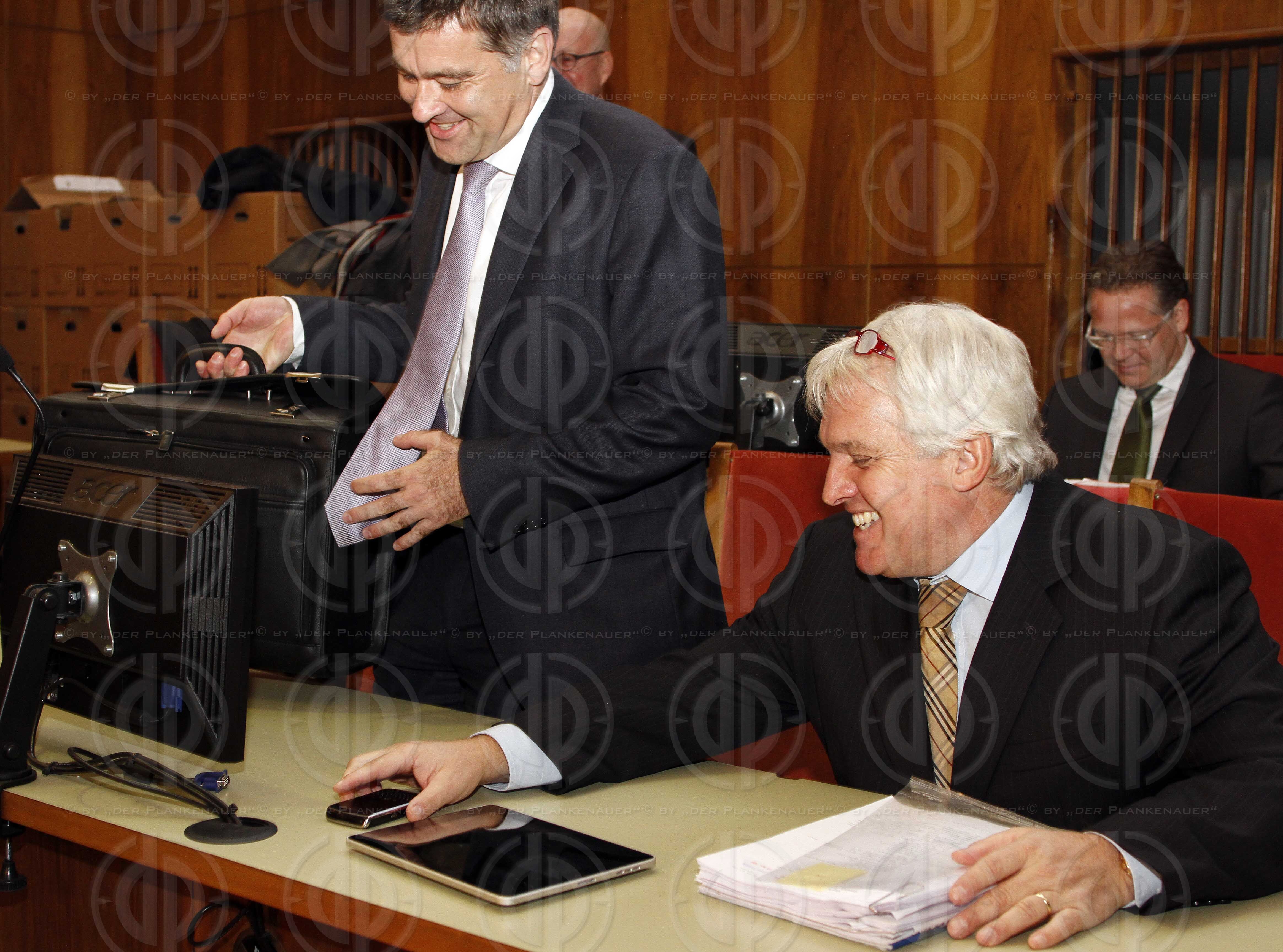 Strafverfahren gegen Hannes KARTNIG u.a.