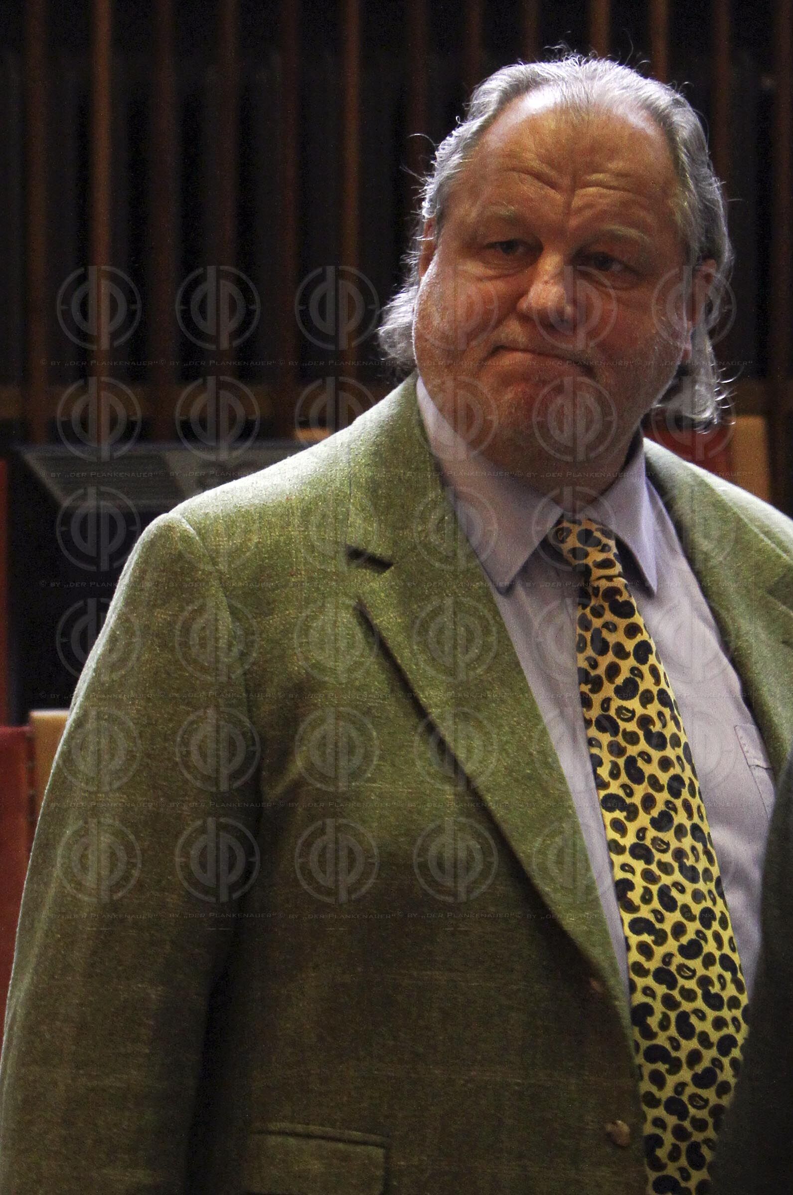 Strafverfahren gegen Hannes KARTNIG u.a.