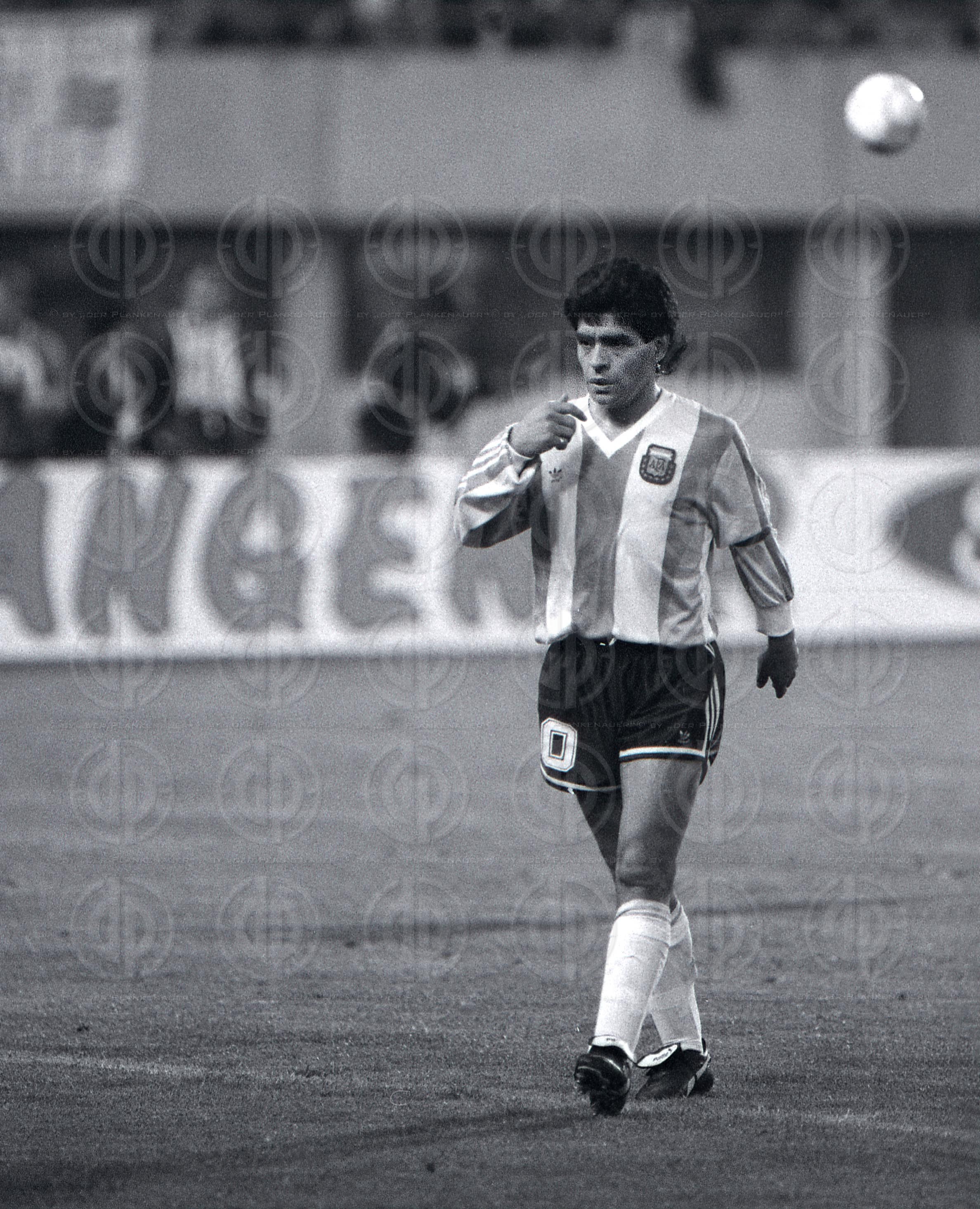 Länderspiel Österreich vs. Argentinien am 03.05.1990