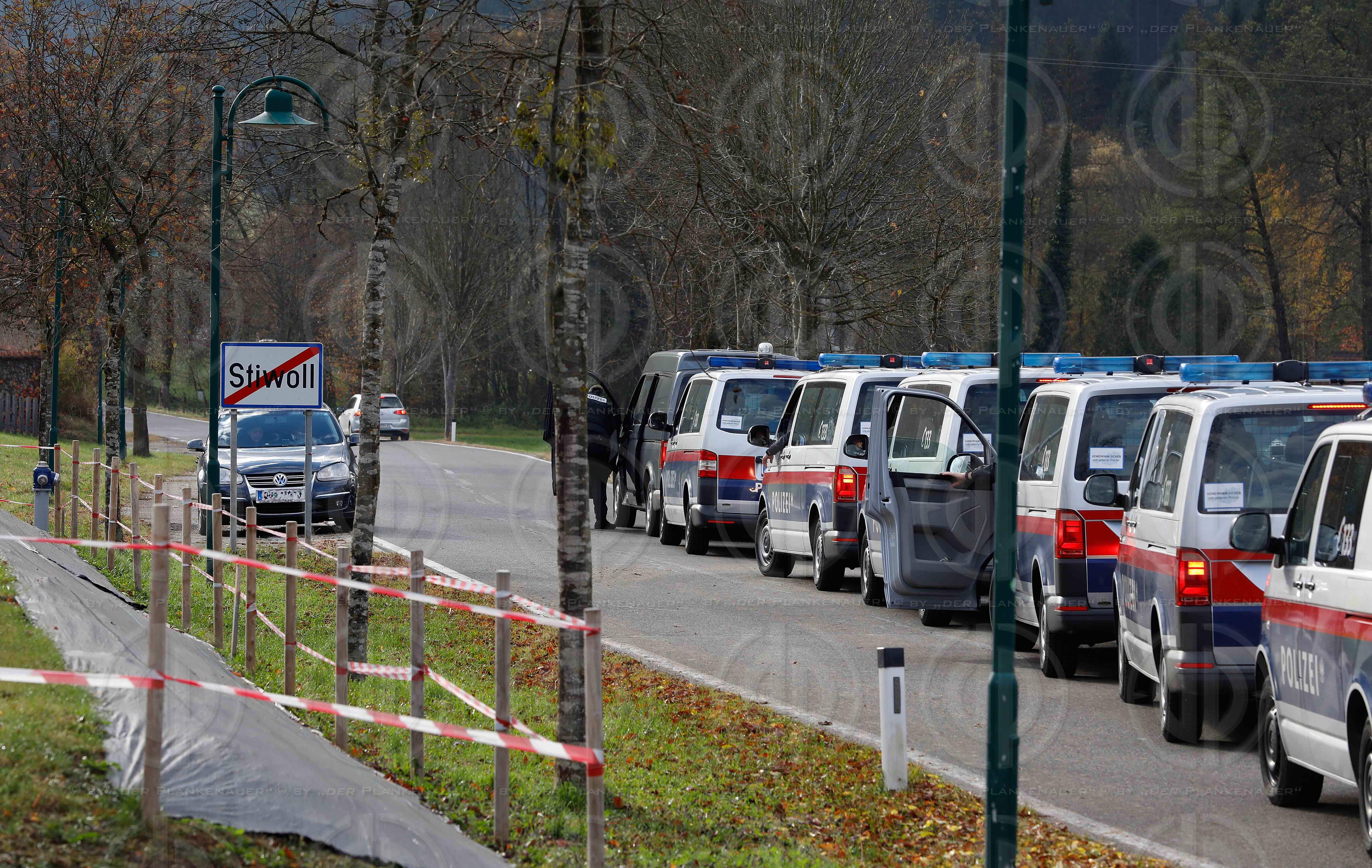 Fahndung nach Amok-Schuetzen in Stiwoll