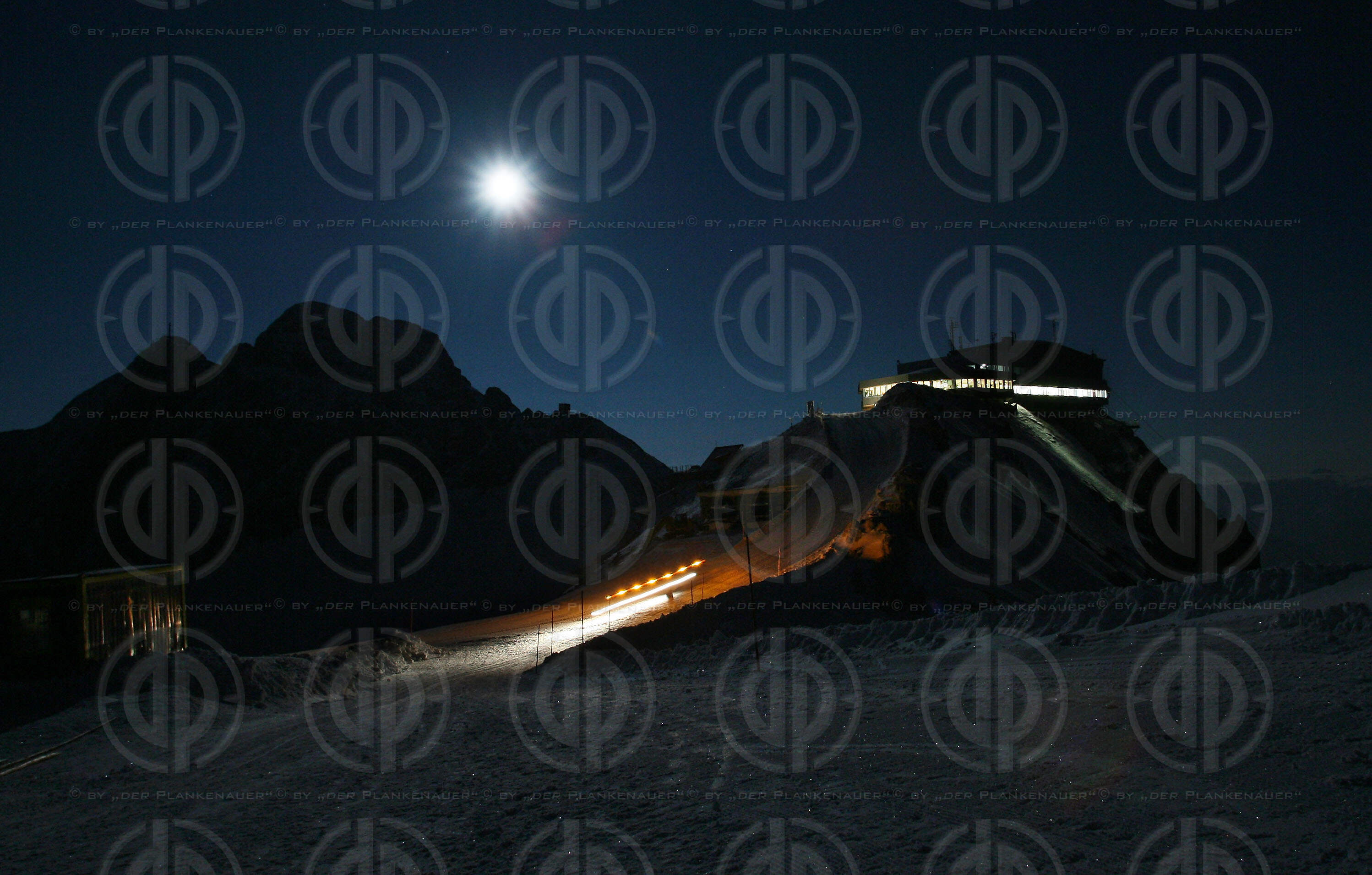 Mondscheinwandern am Dachsteingletscher