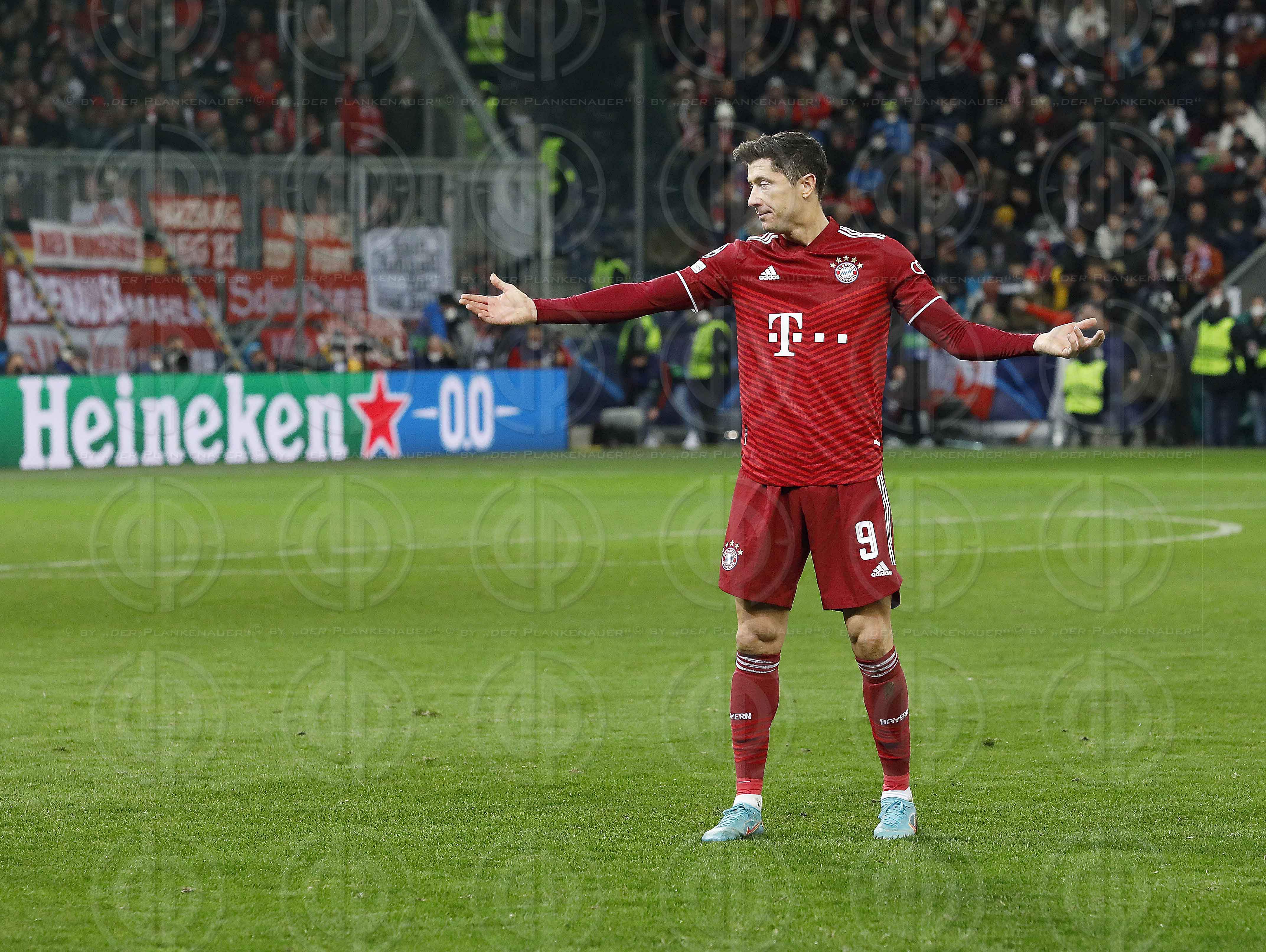 Champions League FC Salzburg vs. Bayern München (1:1) am 16.02.