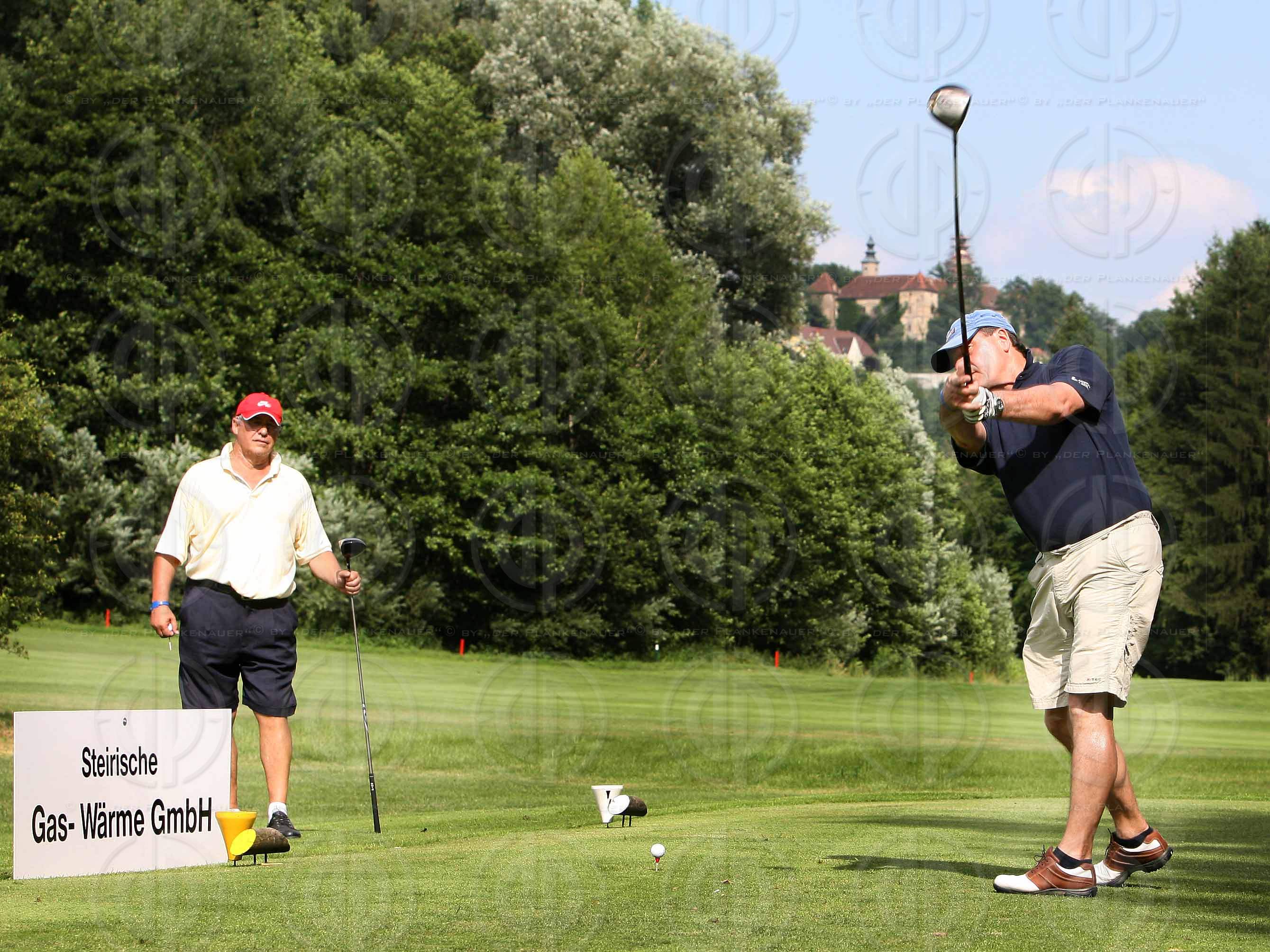 Das Institut-Charity Golf Einladungsturnier-Bewerb
