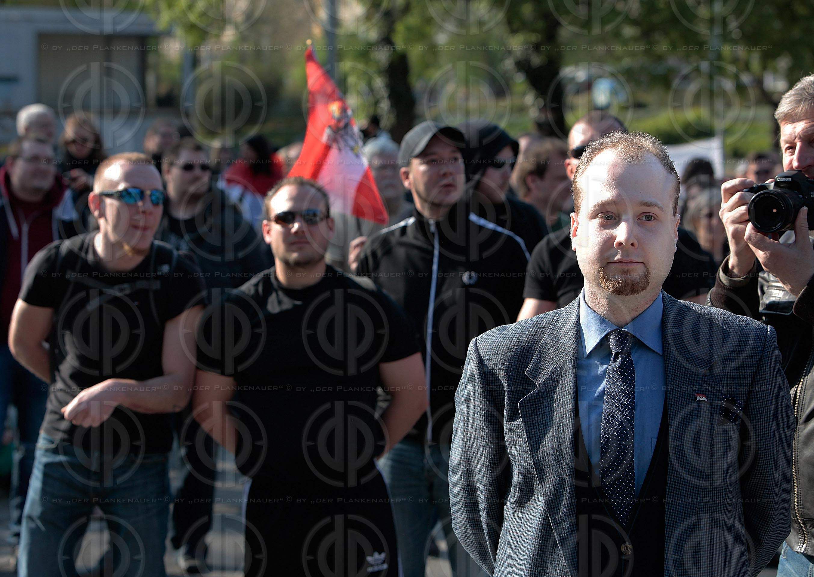 PEGIDA Demo und Gegendemo NO PEGIDA