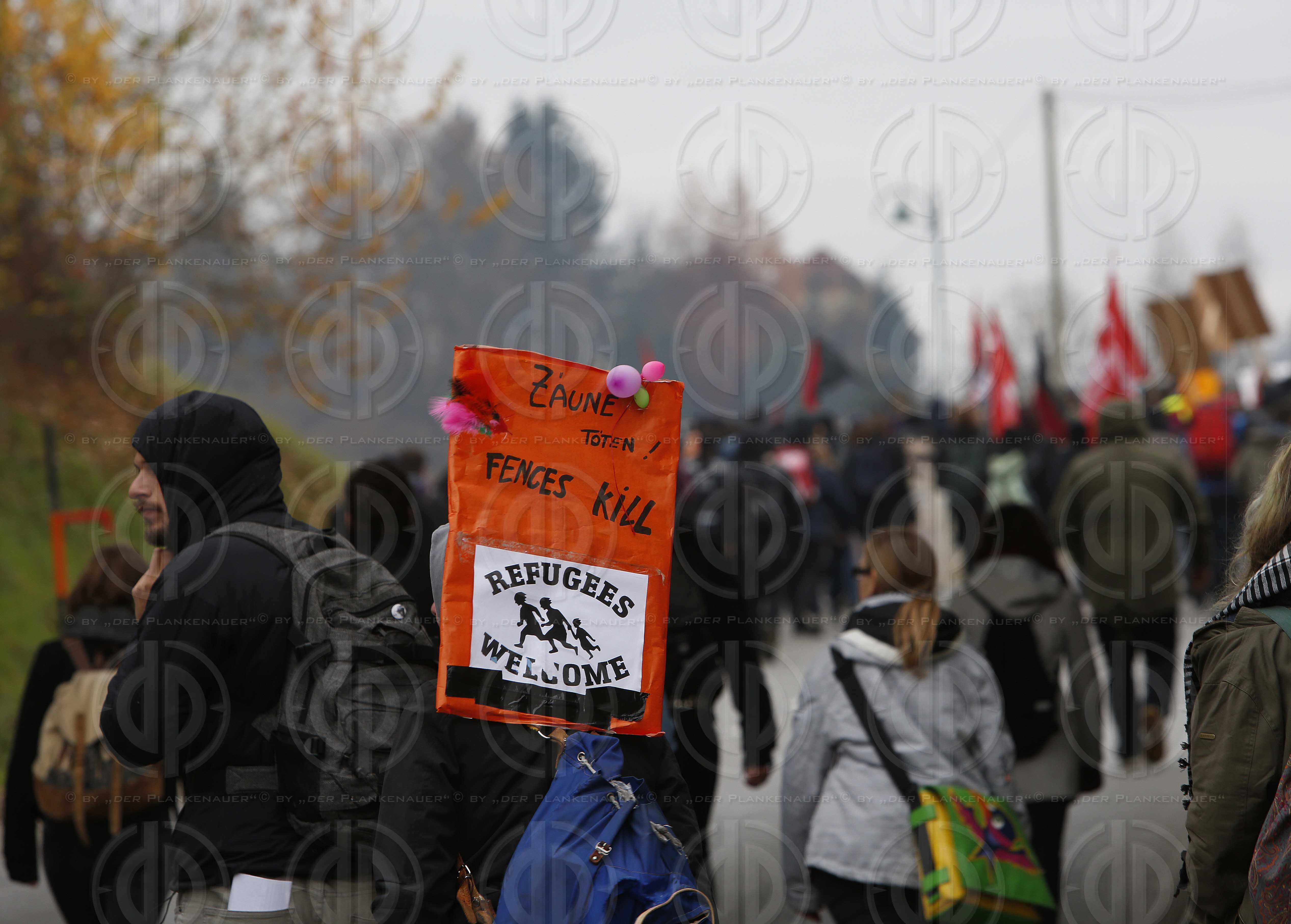 Antifa-Demo und Gegendemo in Spielfeld und Umgebung