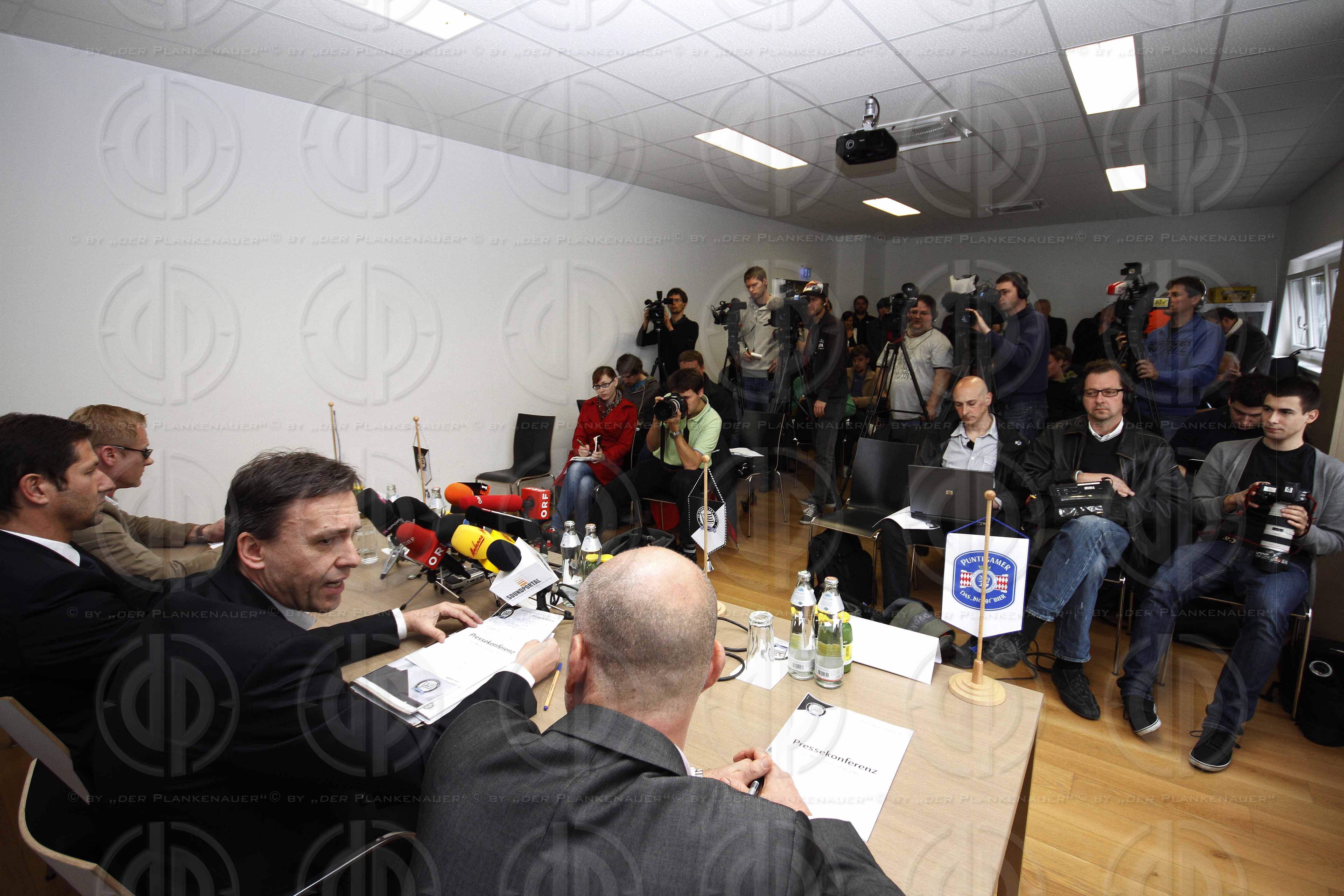 SK Sturm Pressekonferenz