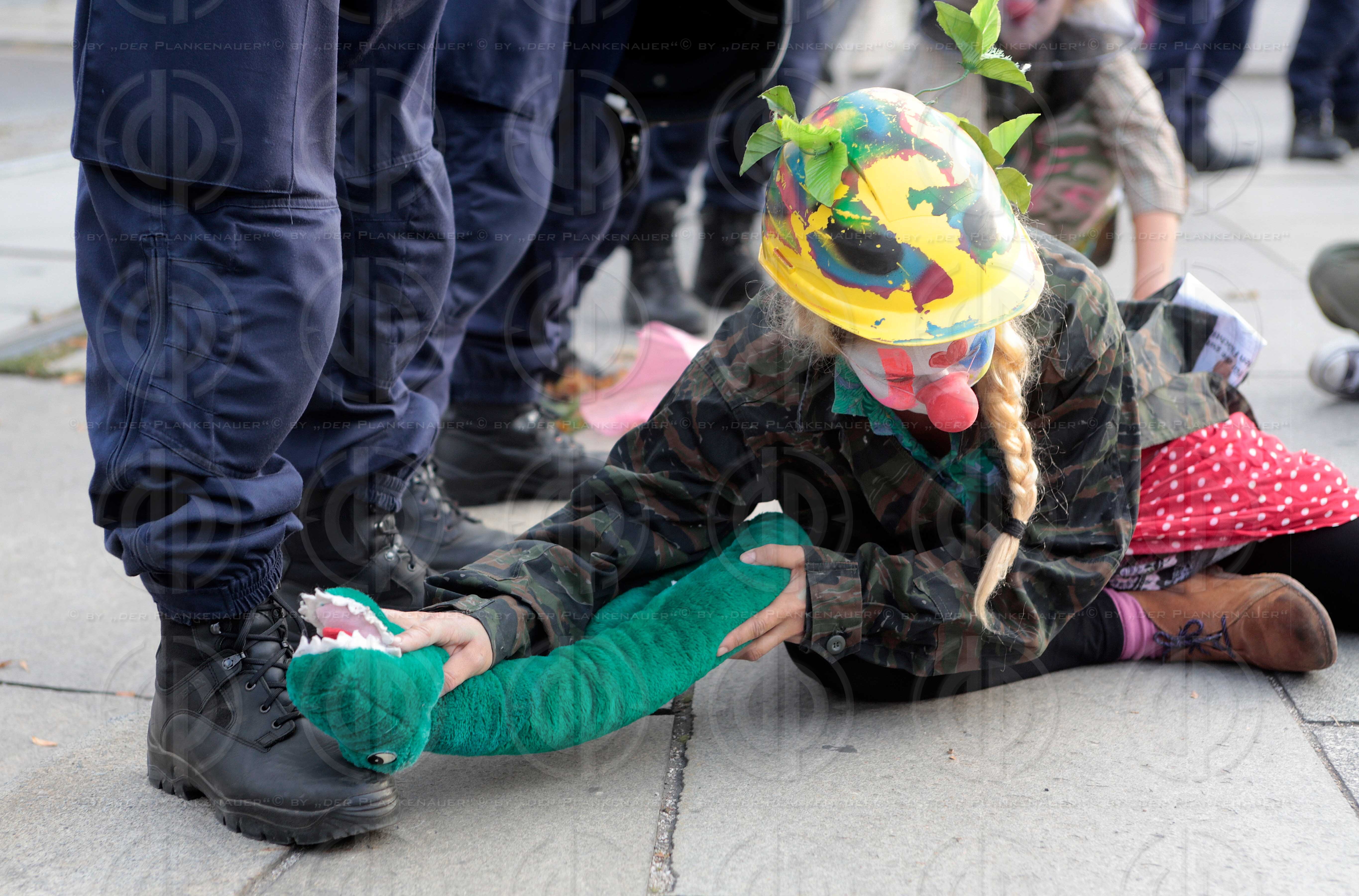 Protest gegen Vermummungsverbot