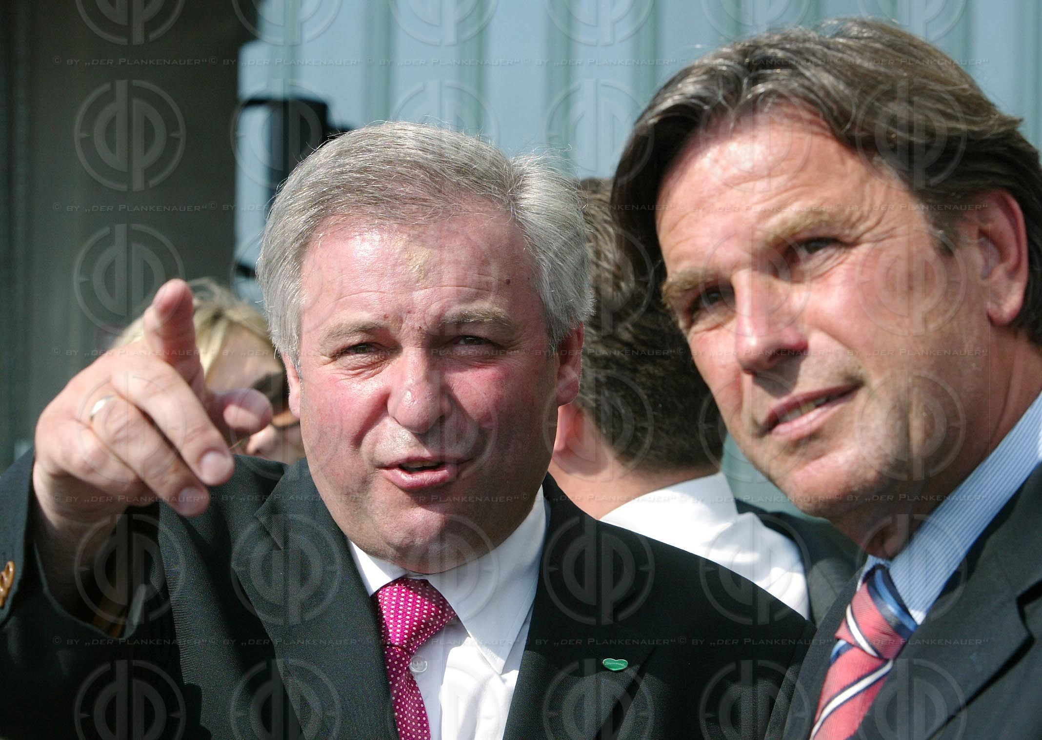 Arnold SCHWARZENEGGER