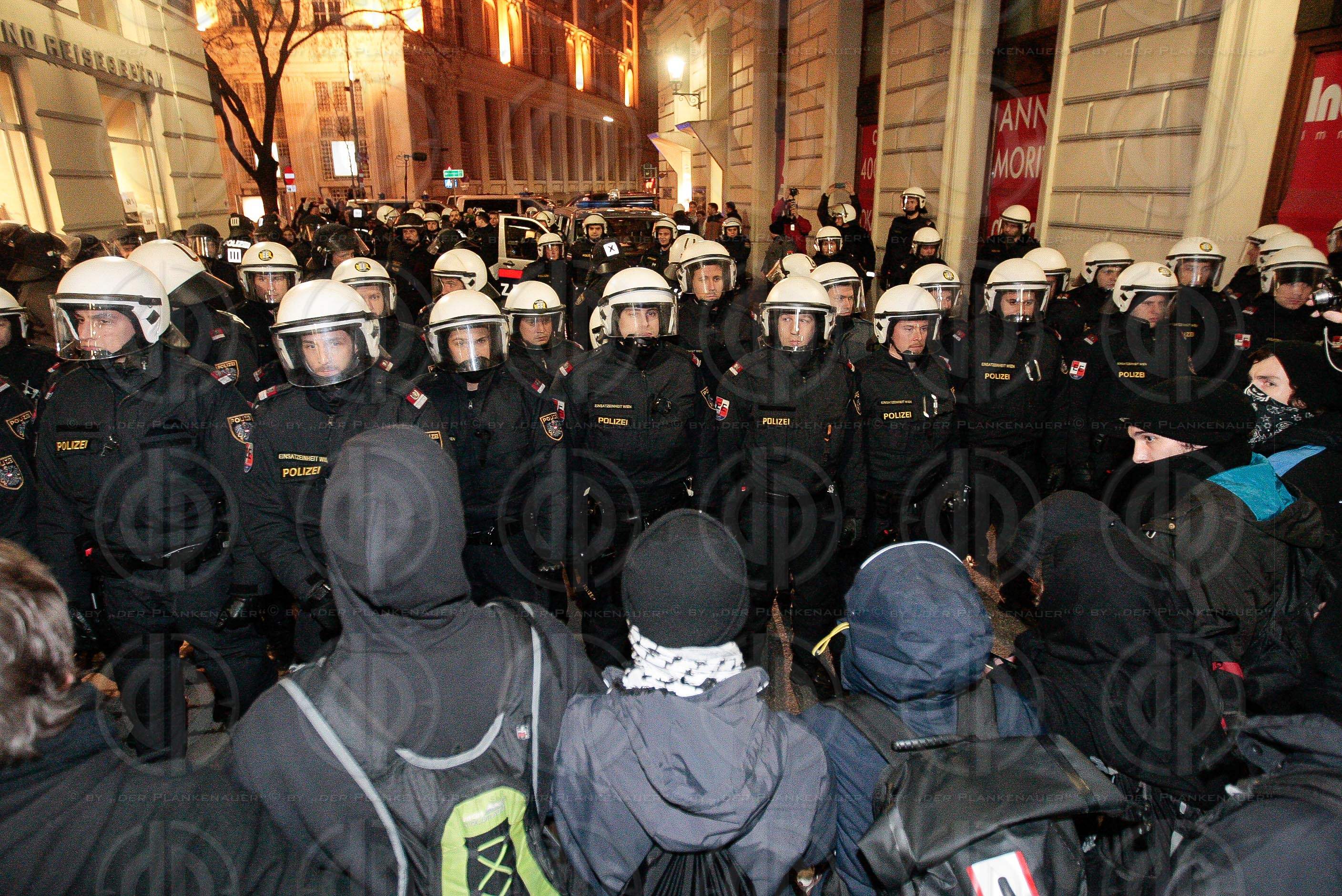 Demos rund um den Akademikerball 2016