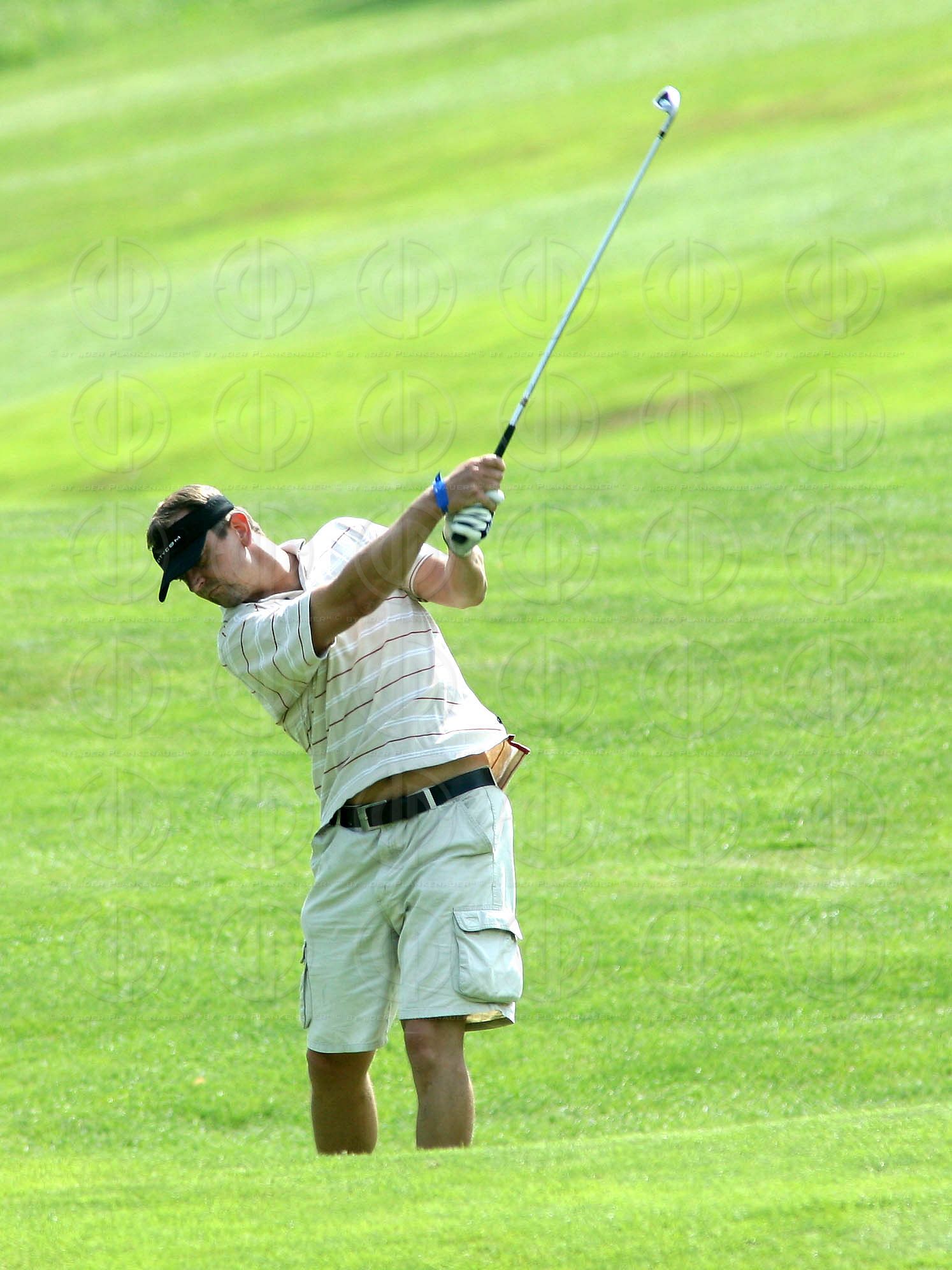 Das Institut-Charity Golf Einladungsturnier-Bewerb