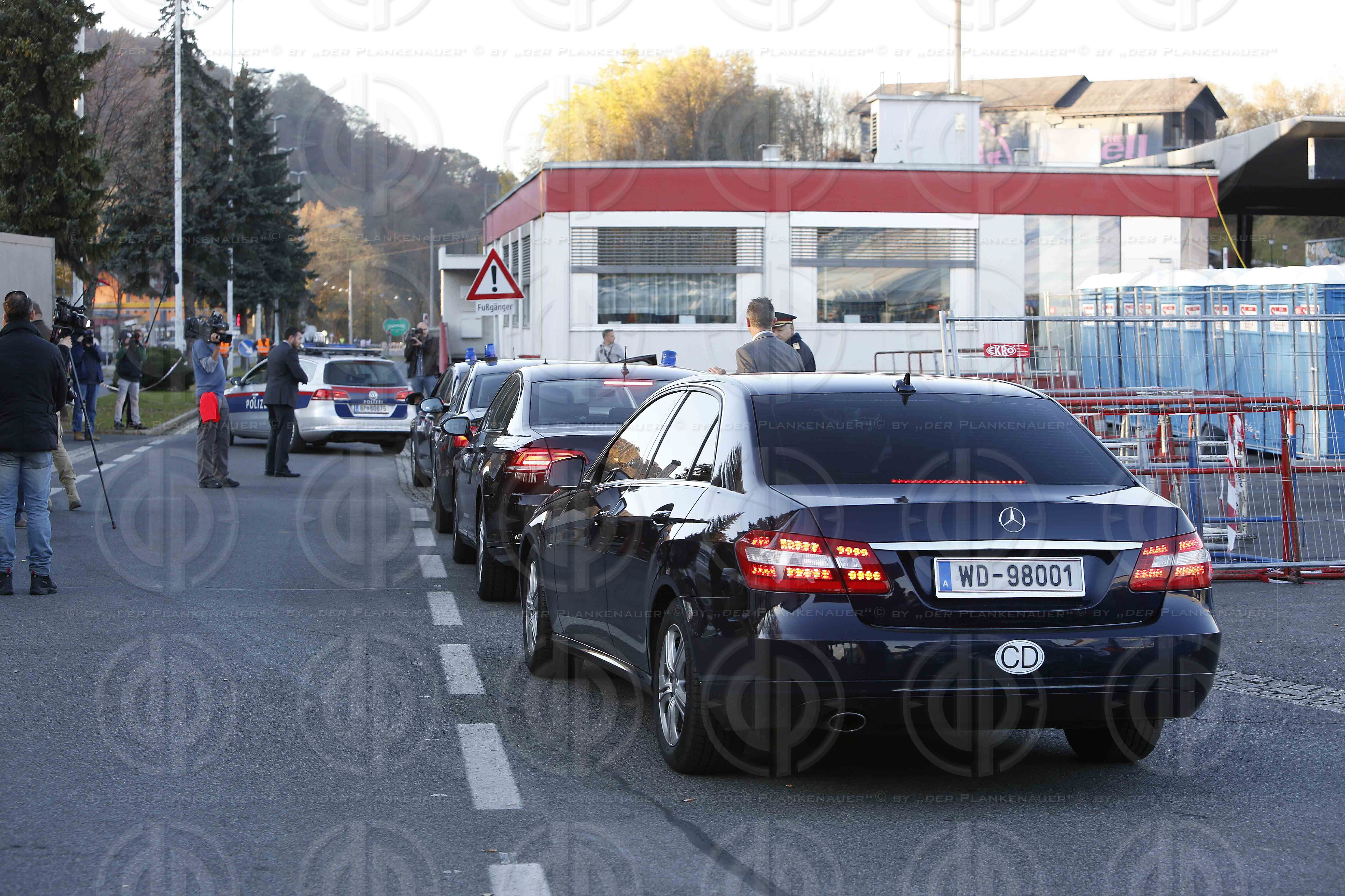 Innenministerin besucht Spielfeld mit EU-Migrationskommissar  AV