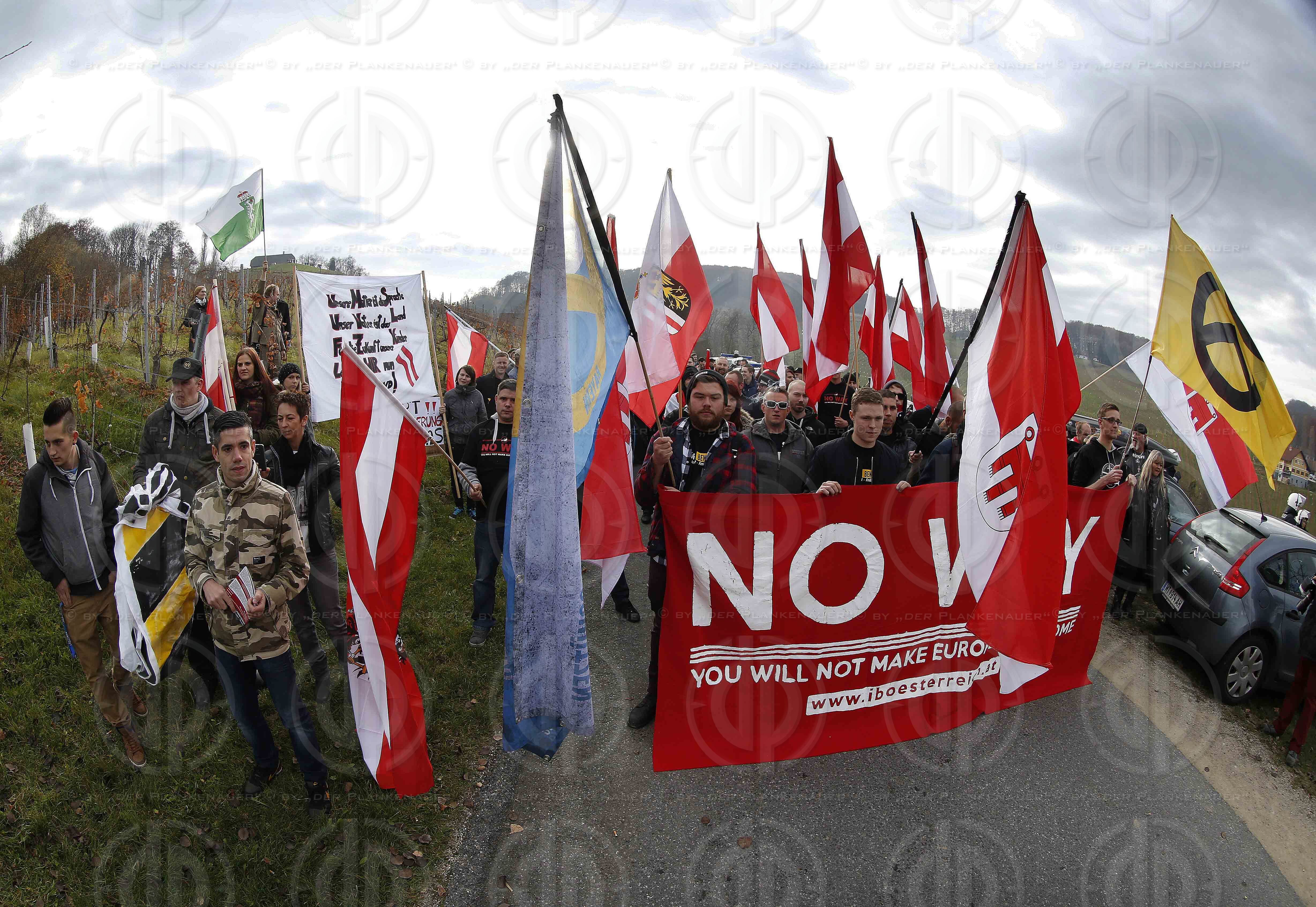 Antifa-Demo und Gegendemo in Spielfeld und Umgebung
