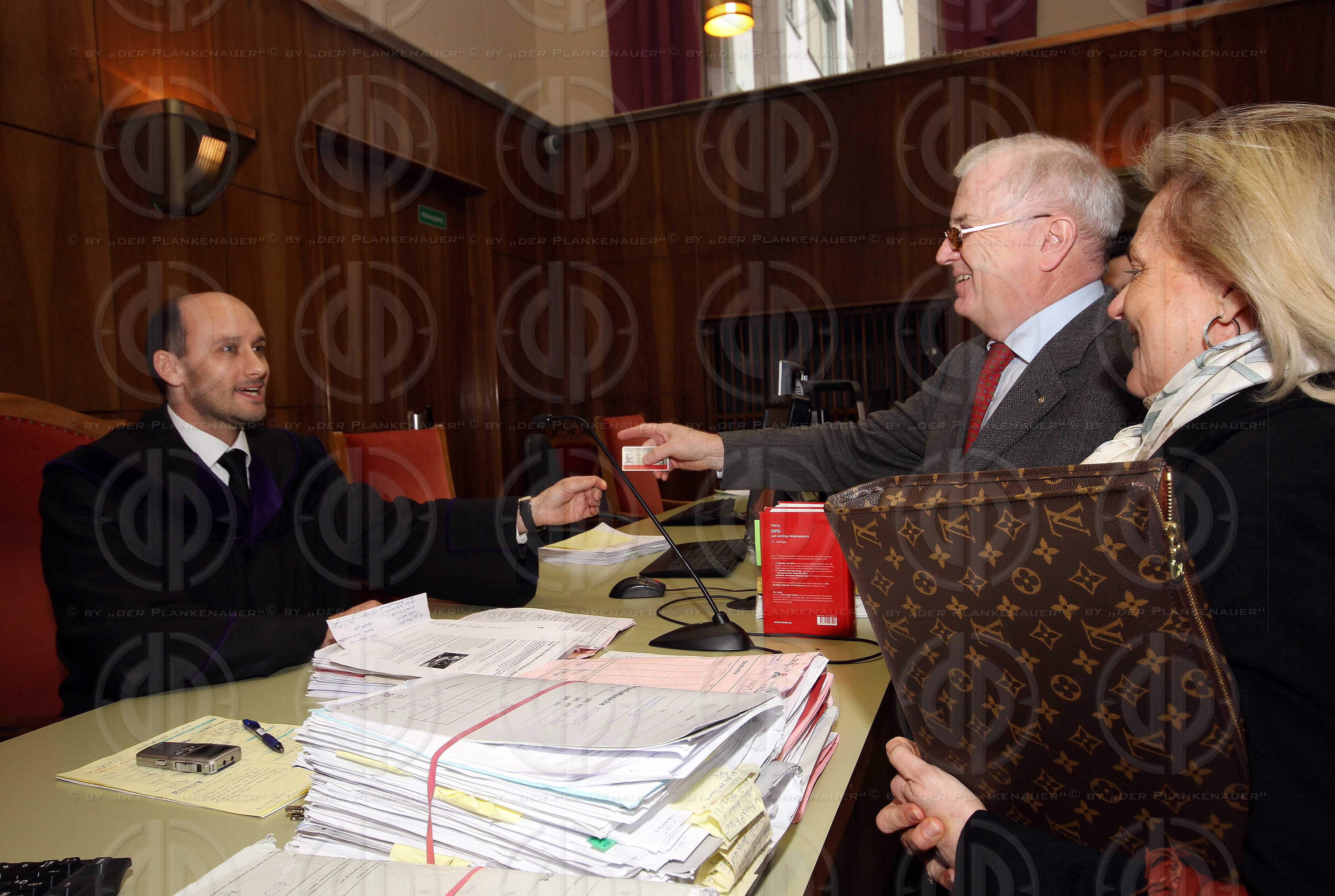 Strafprozess Kindesentfuehrung Oliver