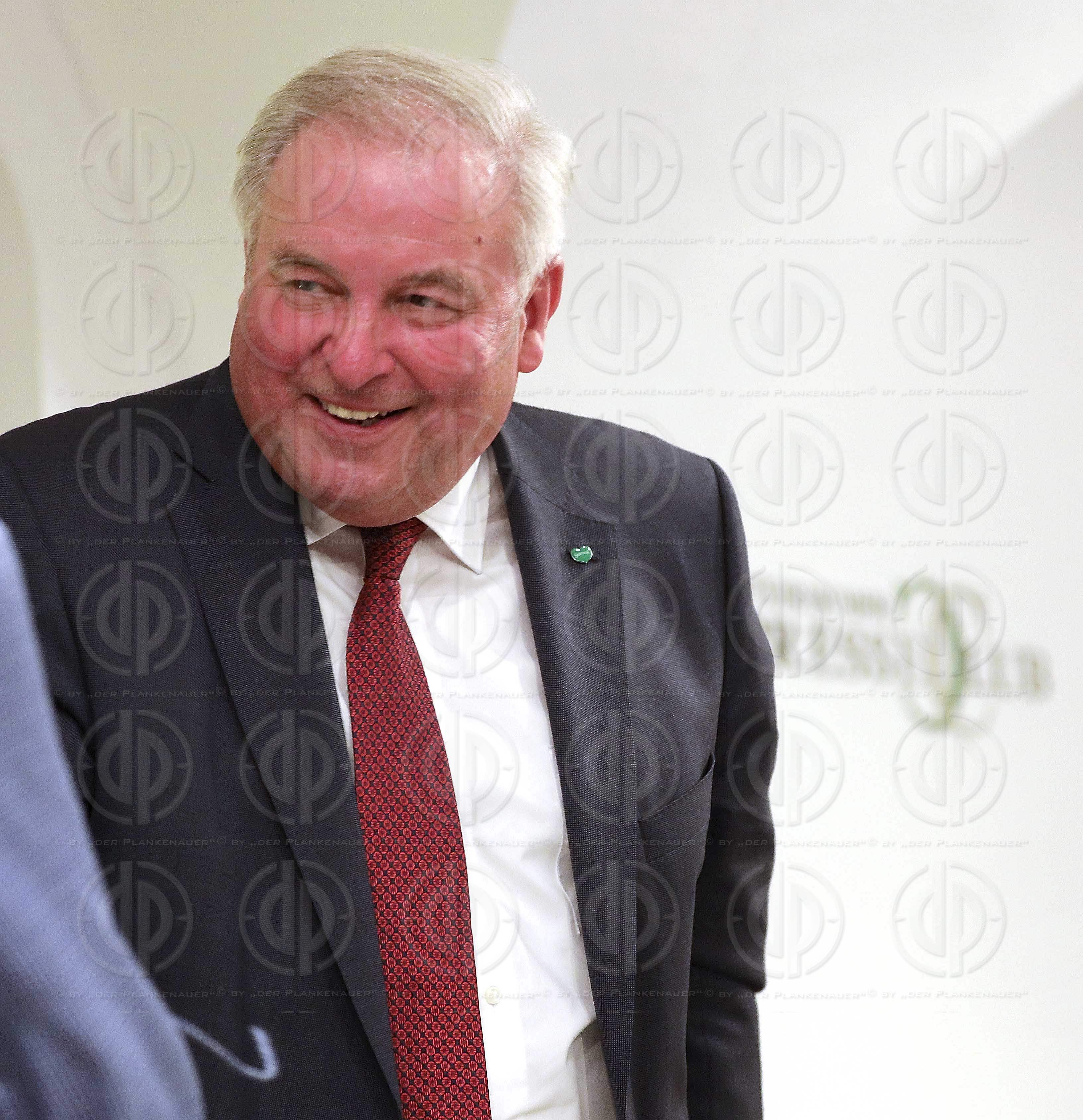 LH Schützenhöfer im Steirischen Presseclub