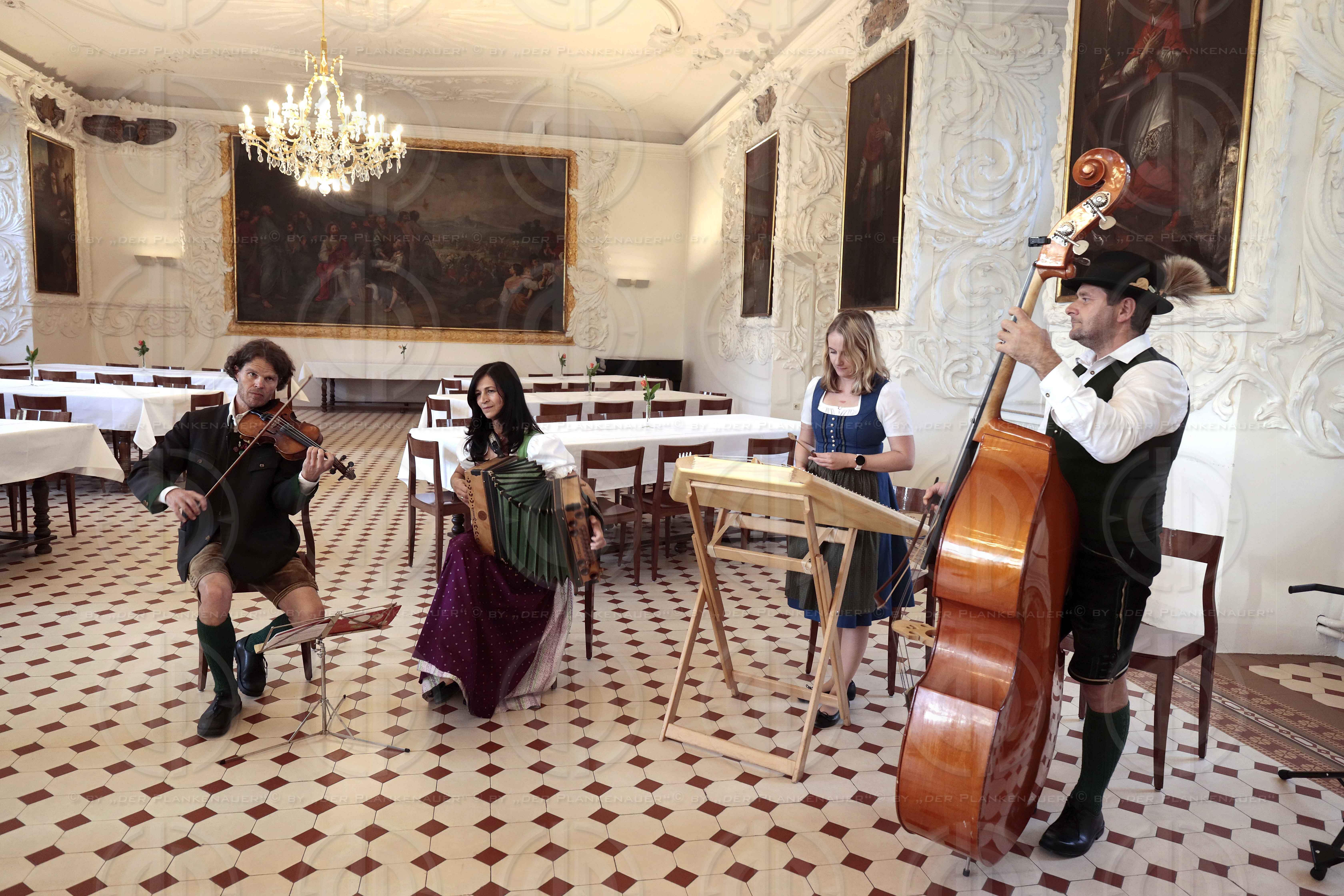 Empfang fuer Medienschaffende