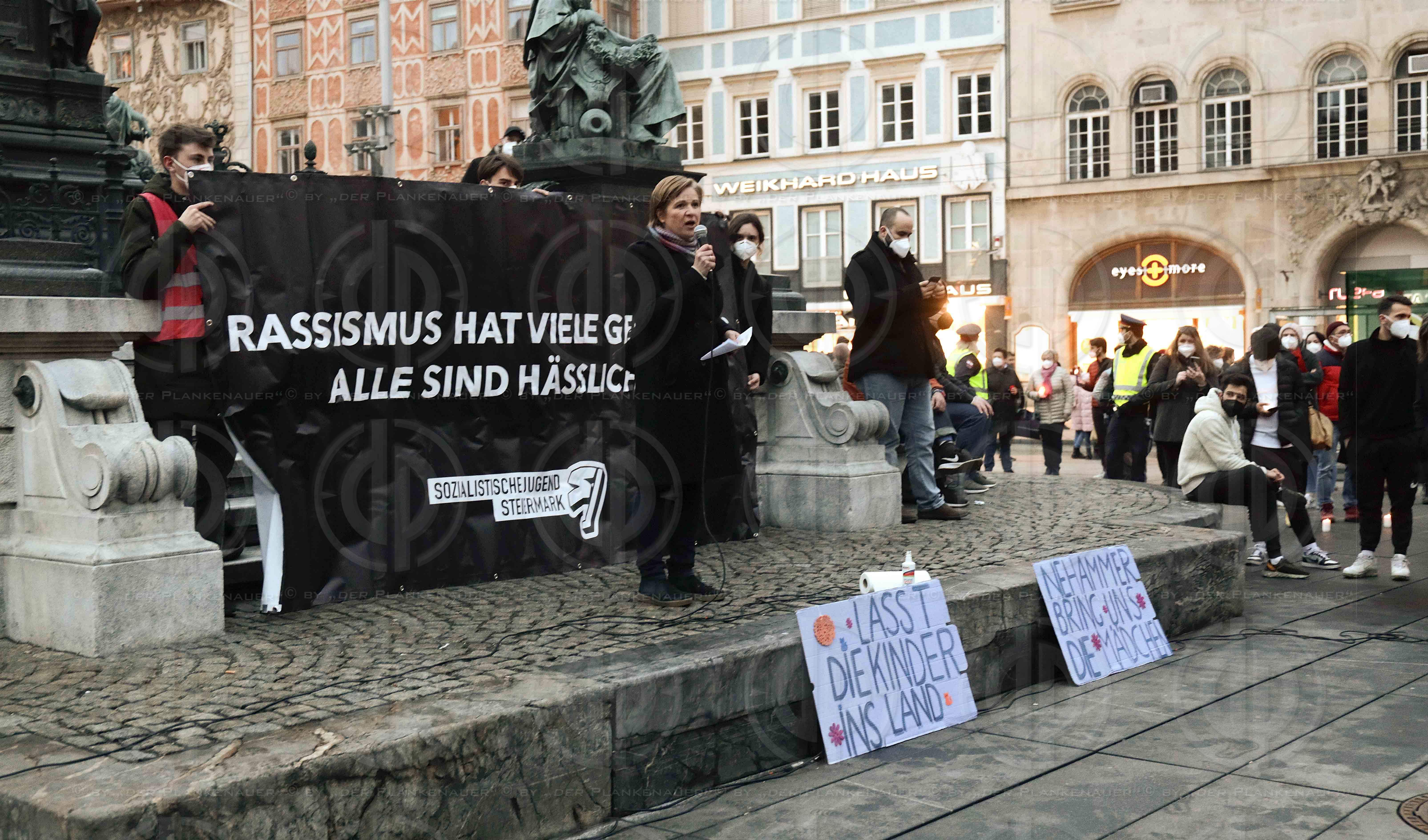 Grazer Lichtermeer gegen Abschiebungen am 30.01.2021