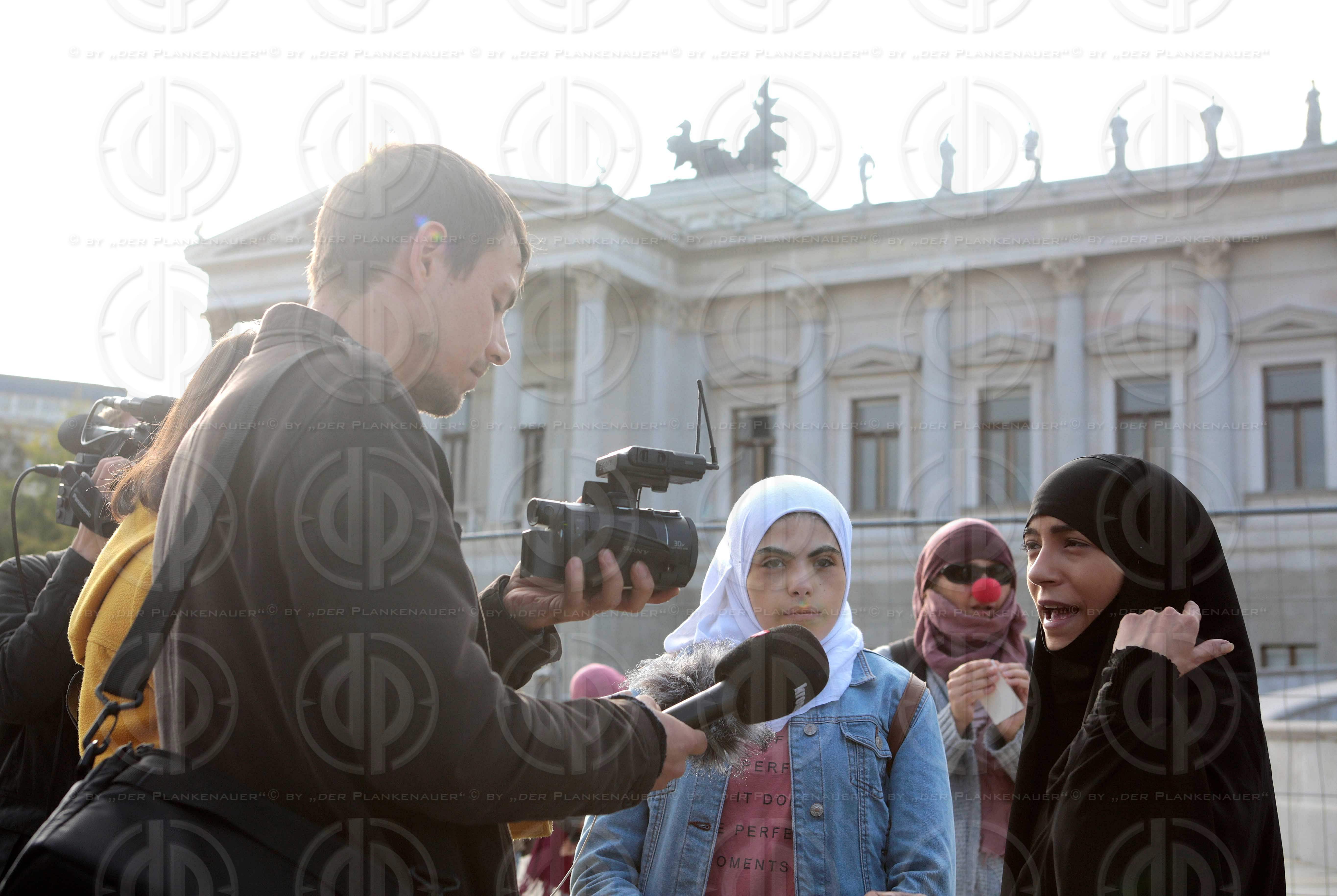 Protest gegen Vermummungsverbot