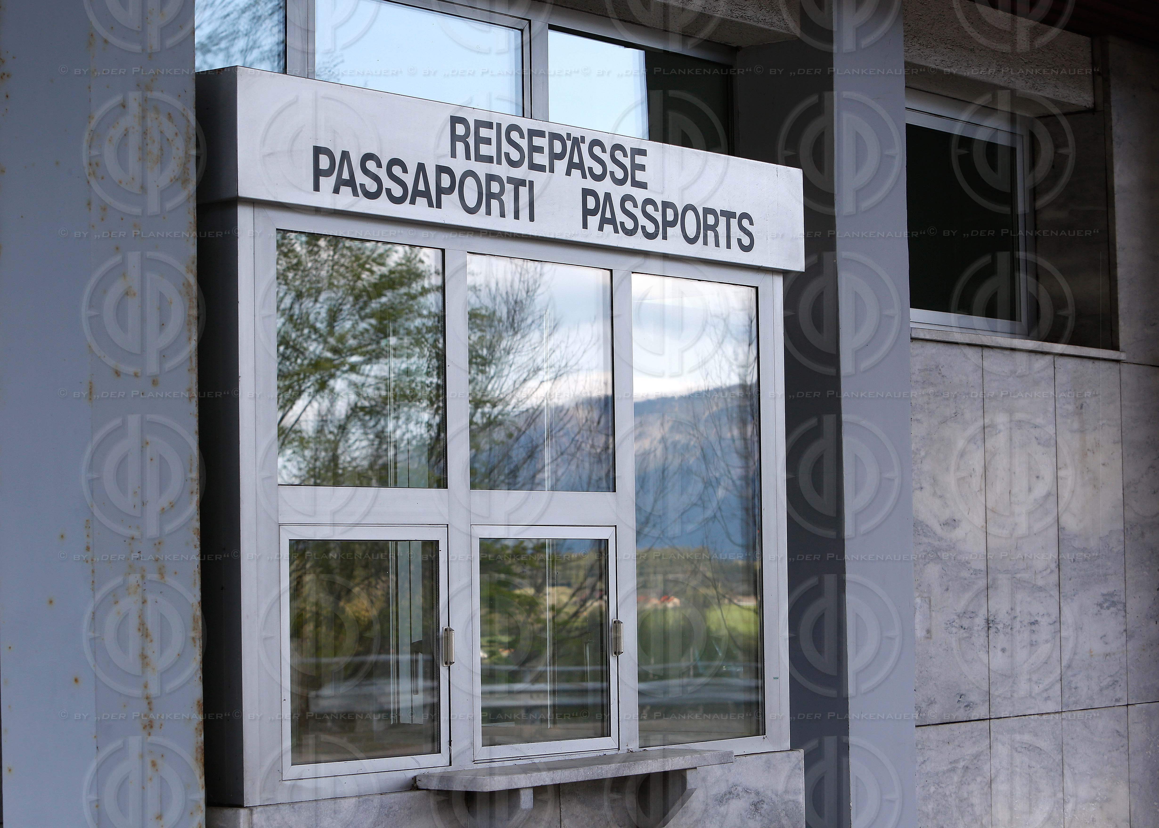 Staatsgrenze in Thoerl-Maglern