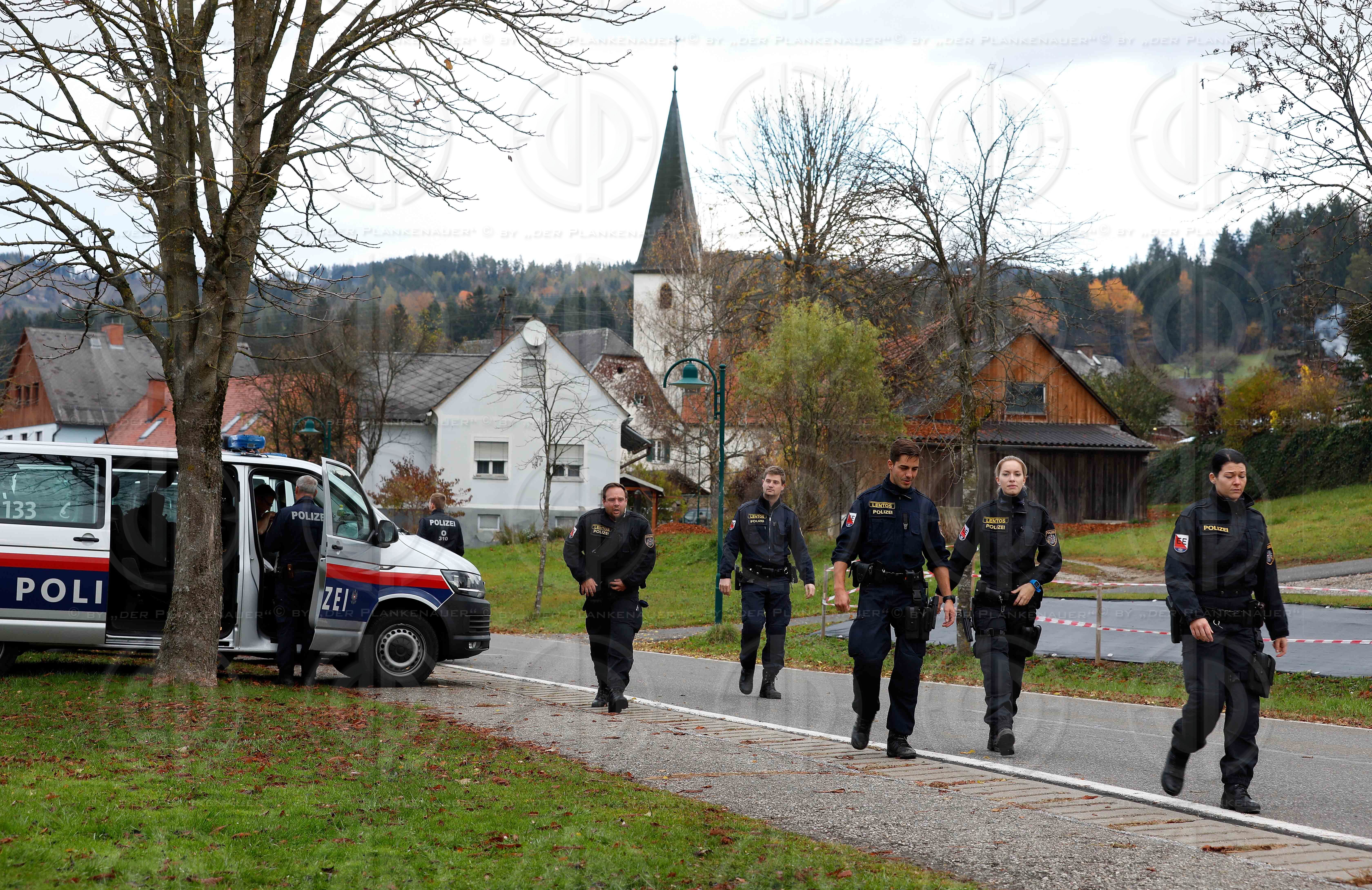 Fahndung nach Amok-Schuetzen in Stiwoll