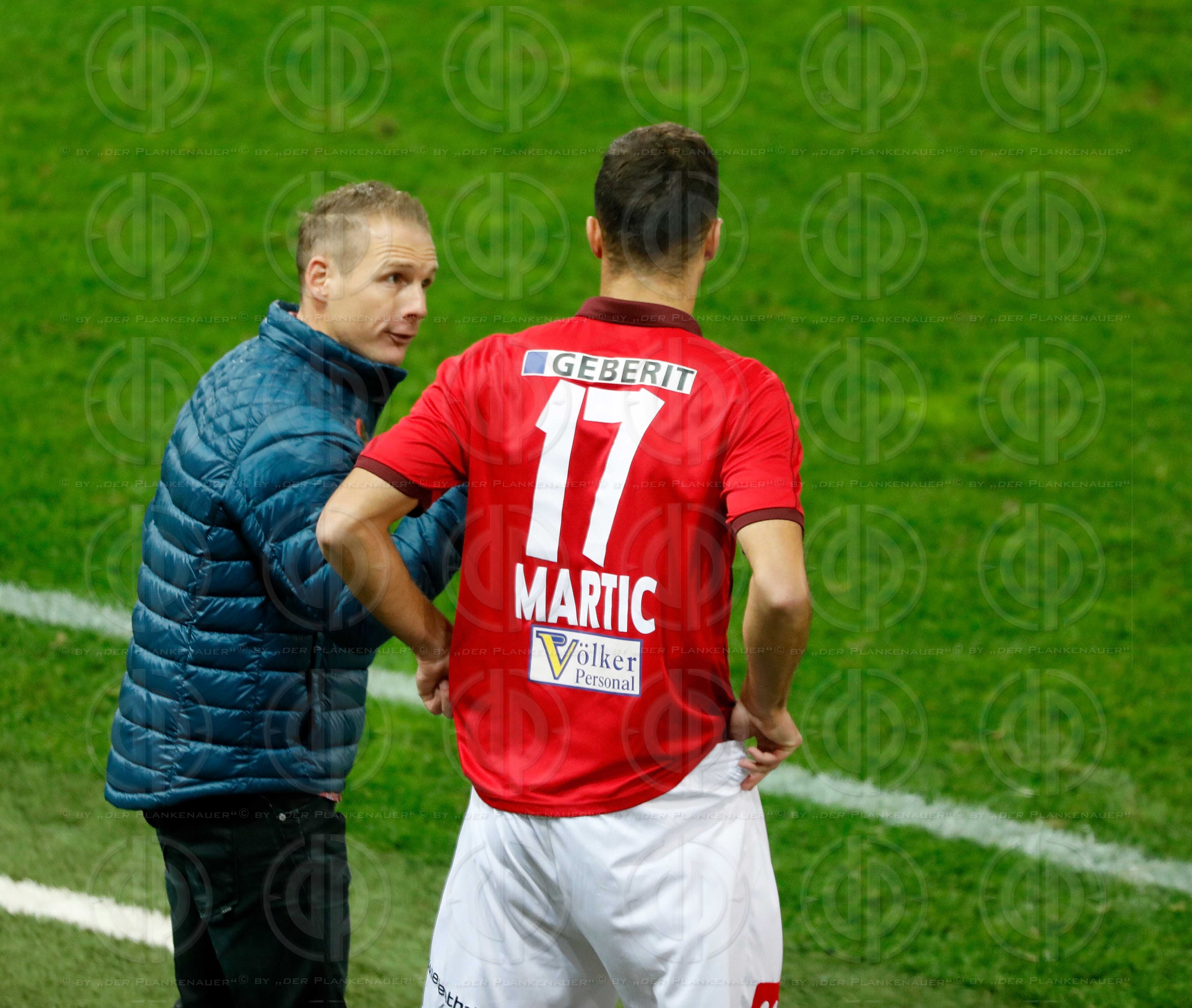 SK Sturm vs. SKN St. Poelten (1:2)