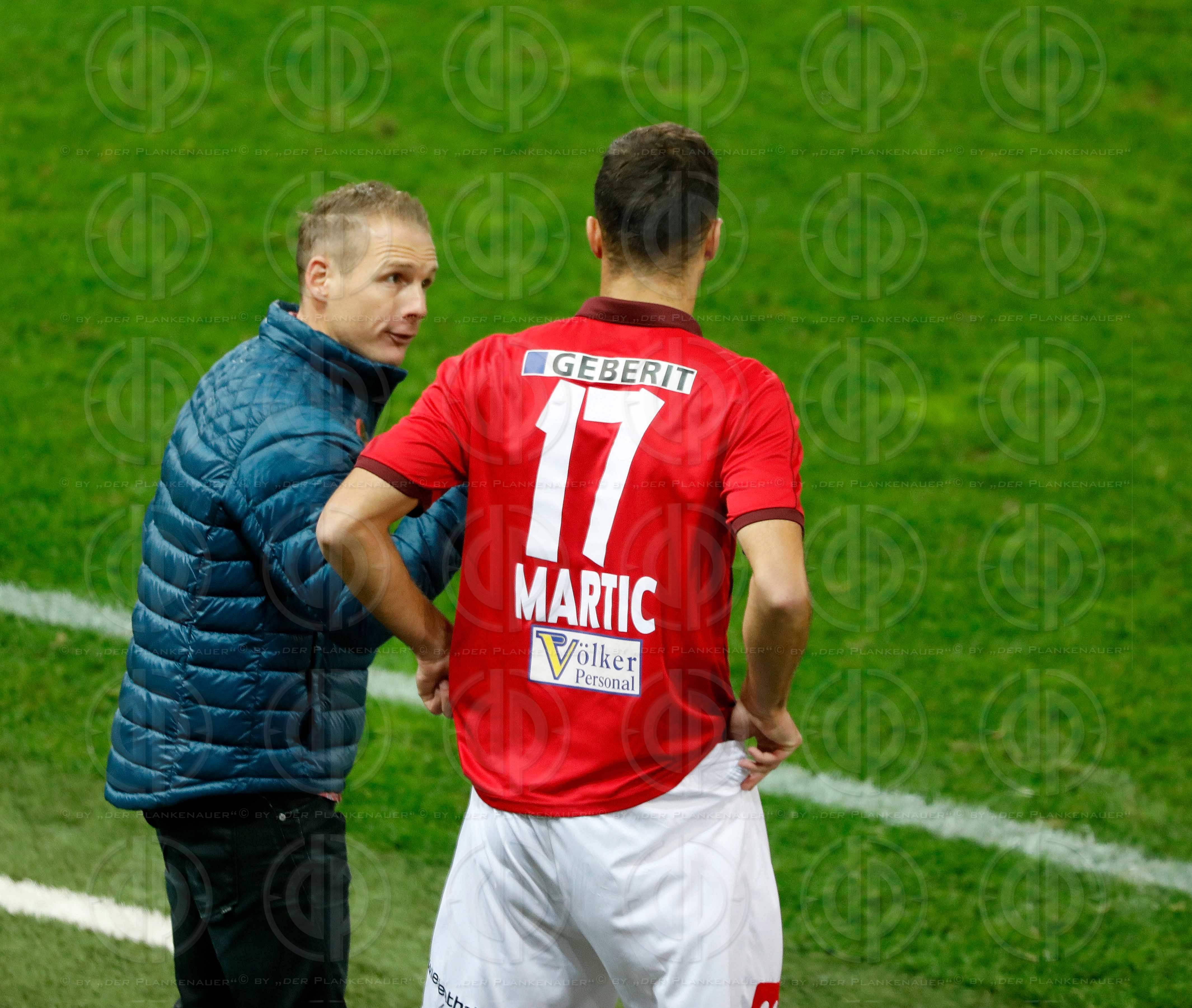 SK Sturm vs. SKN St. Poelten (1:2)