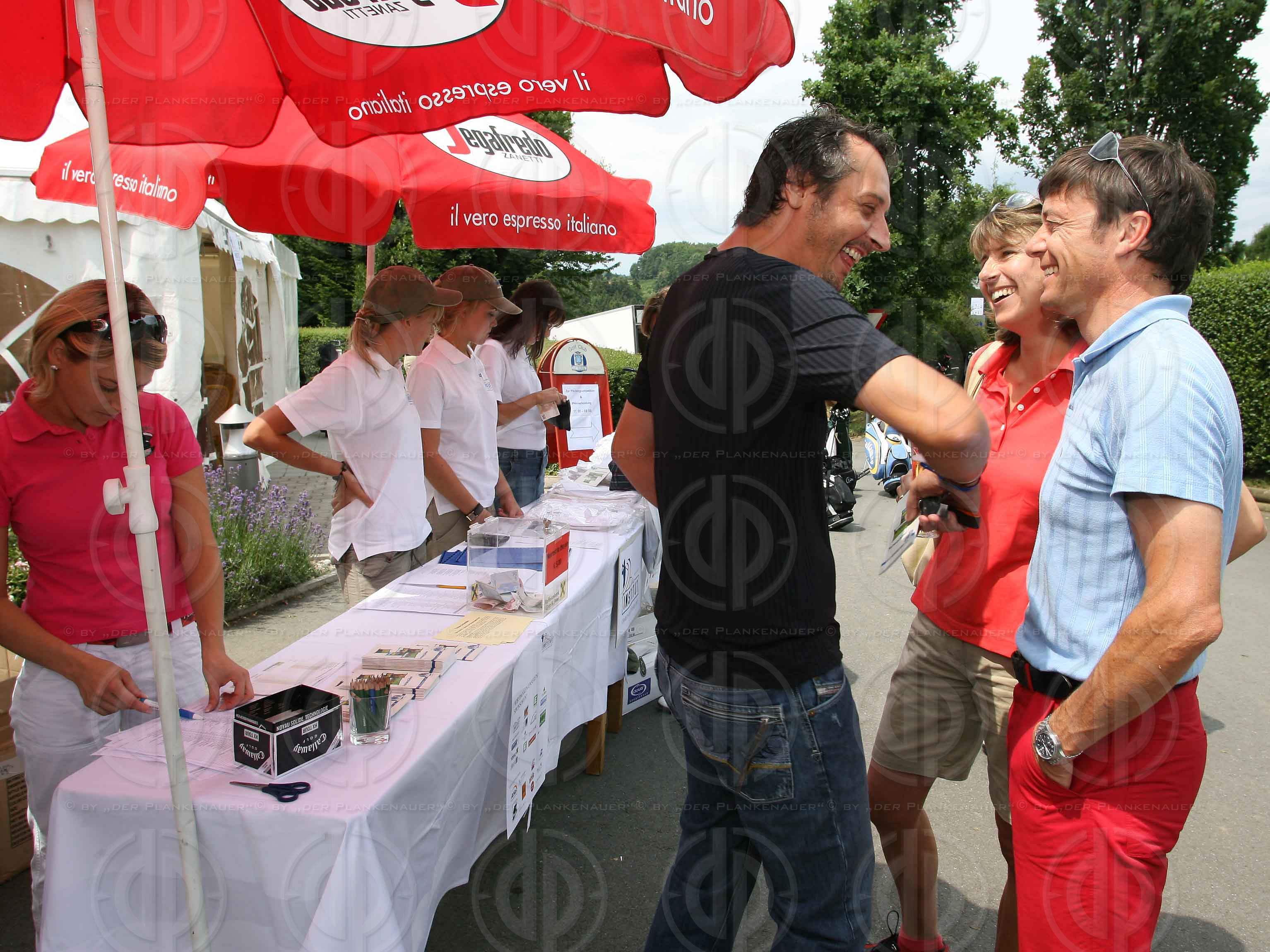 Das Institut-Charity Golf Einladungsturnier-Registrierung
