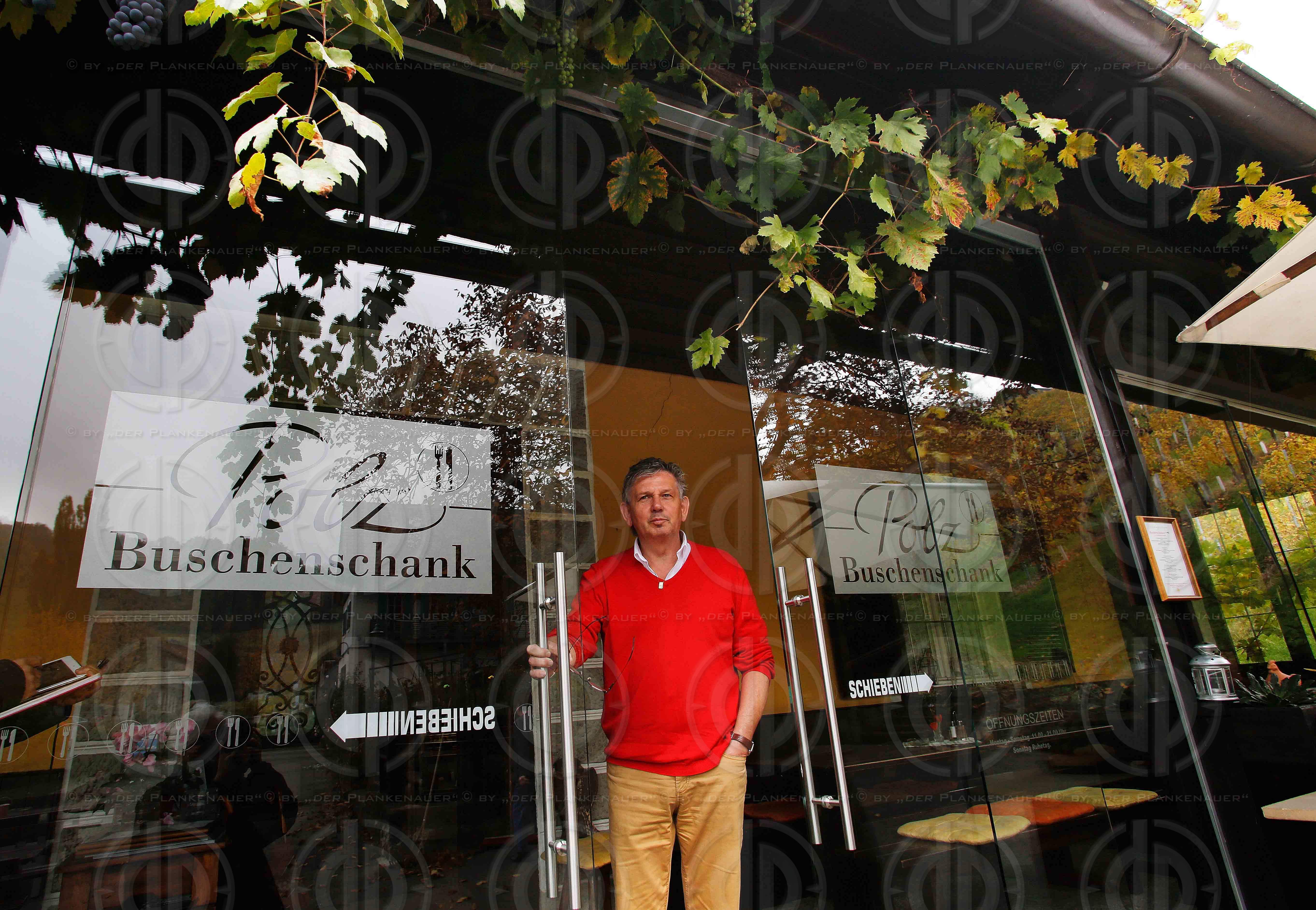 Fluechlingstragoedie an der Grenze in Strass-Spielfeld