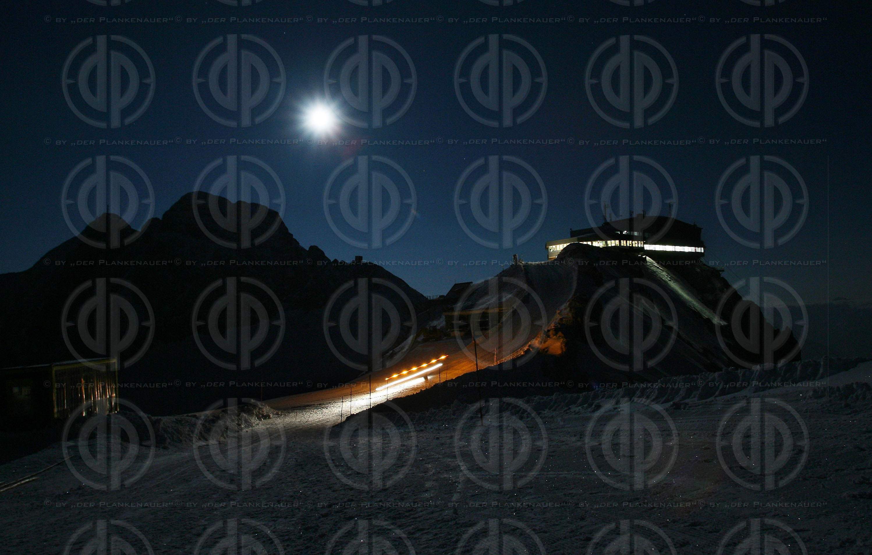 Mondscheinwandern am Dachsteingletscher