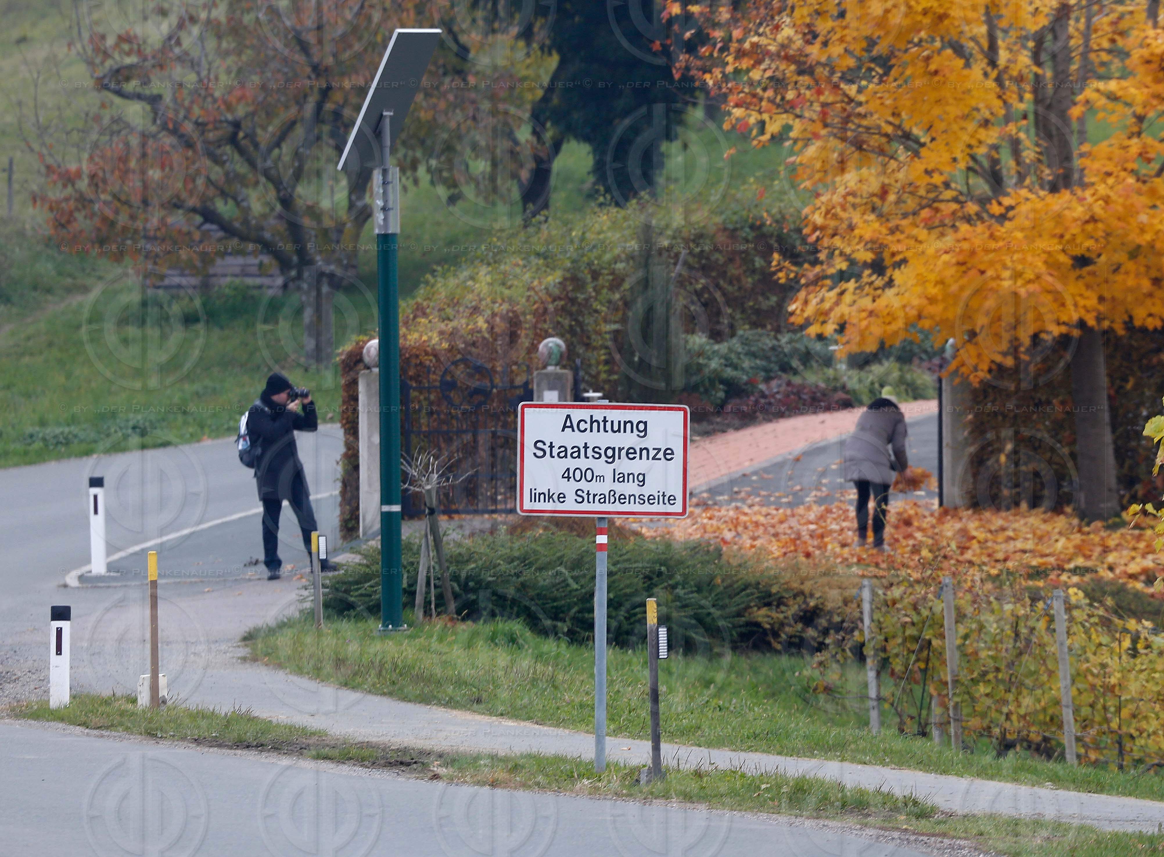 Grenze in Strass-Spielfeld