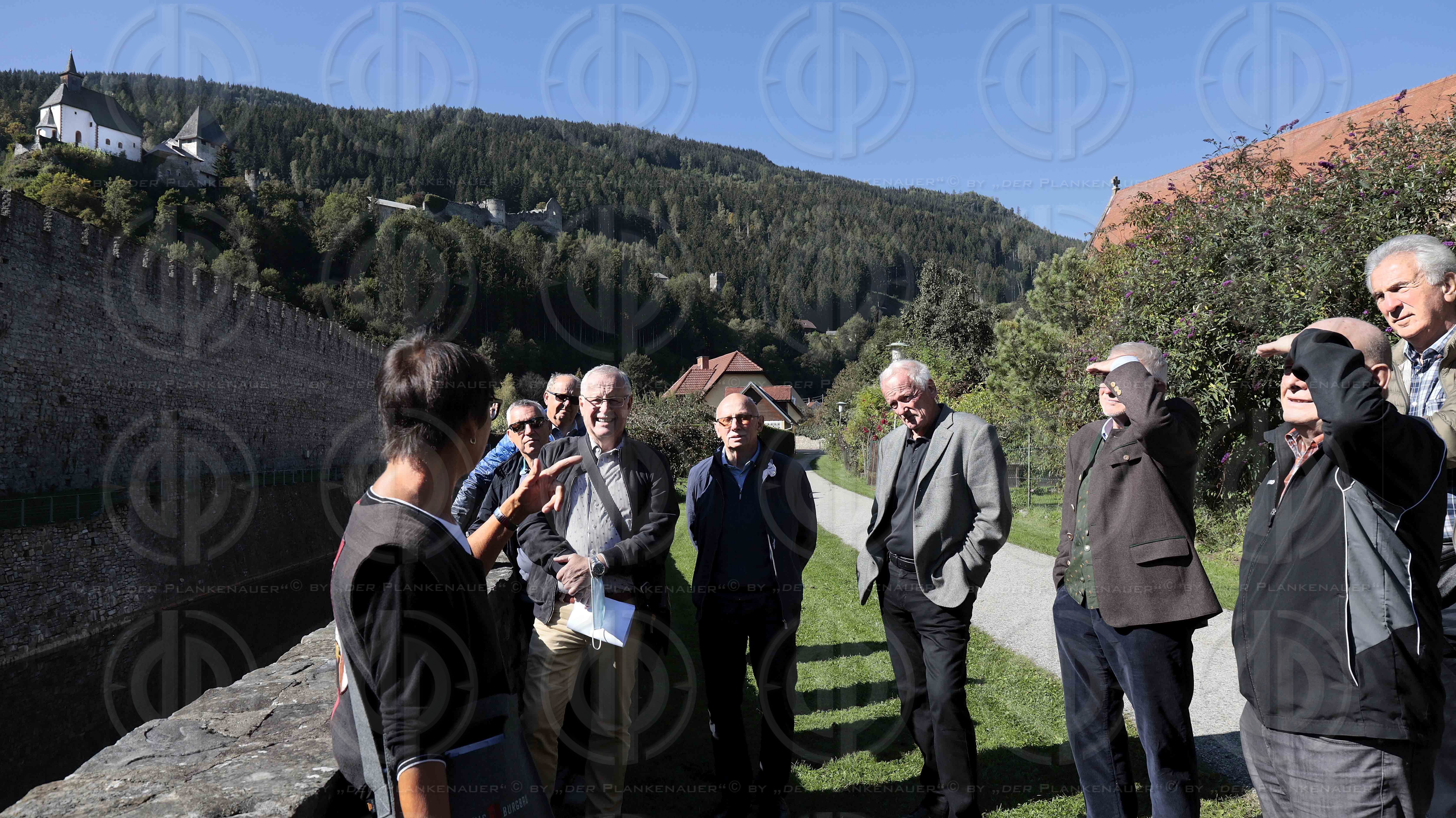 Treffen anlässlich 50 Jahre Matura an der HTL-Villach