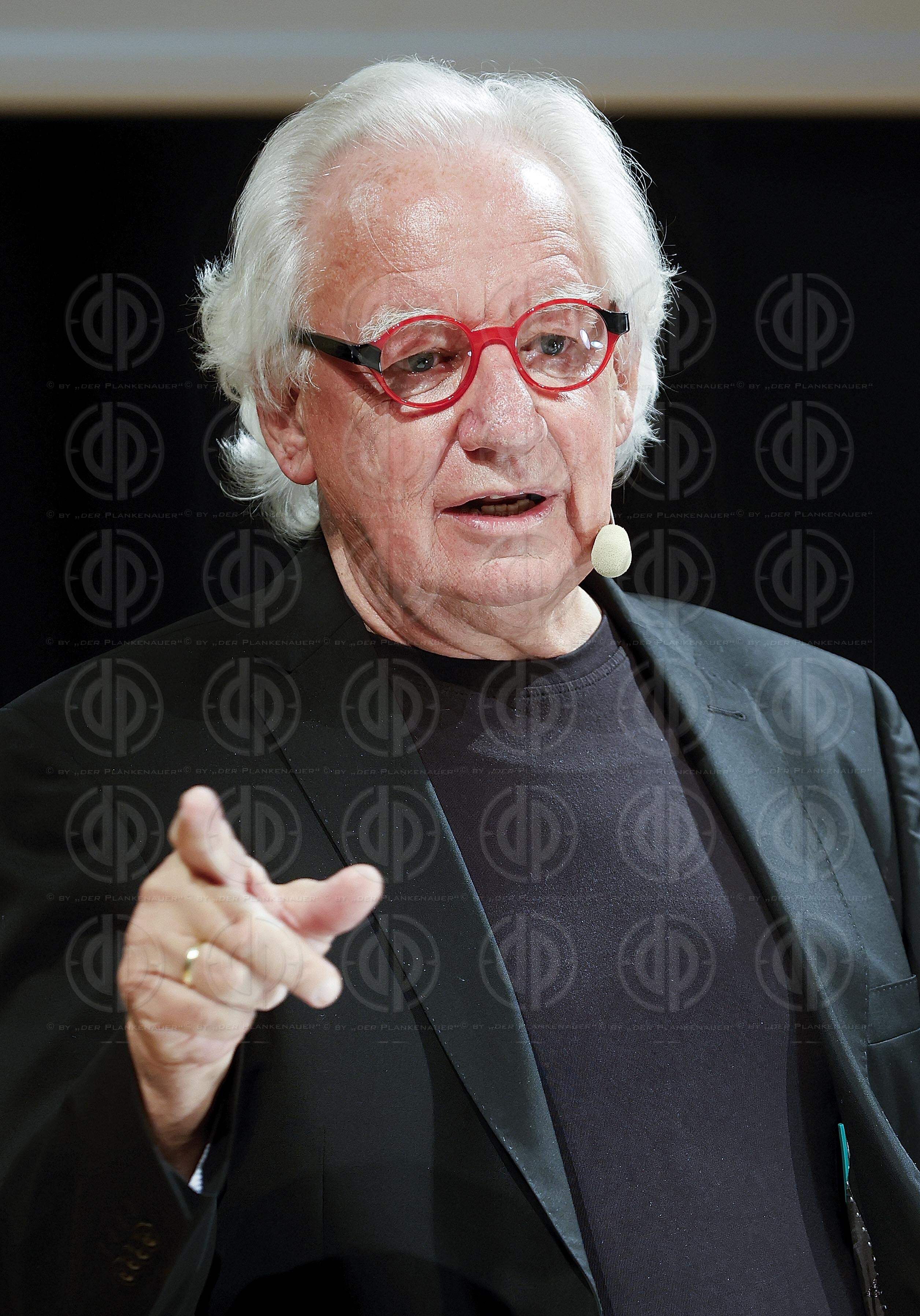 Lesung mit Musik - Lorenz Maierhofer am 10.10.2025