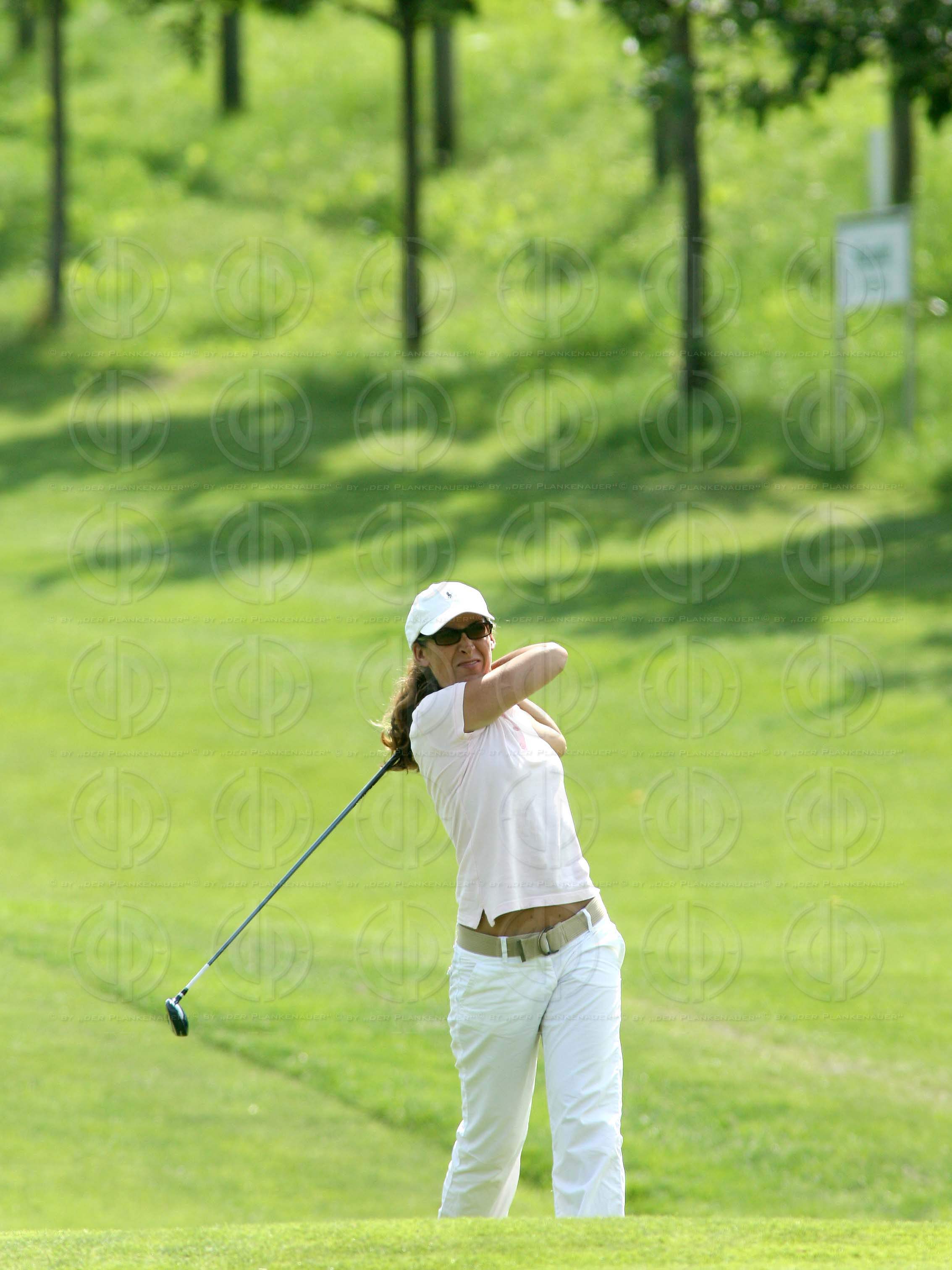 Das Institut-Charity Golf Einladungsturnier-Bewerb