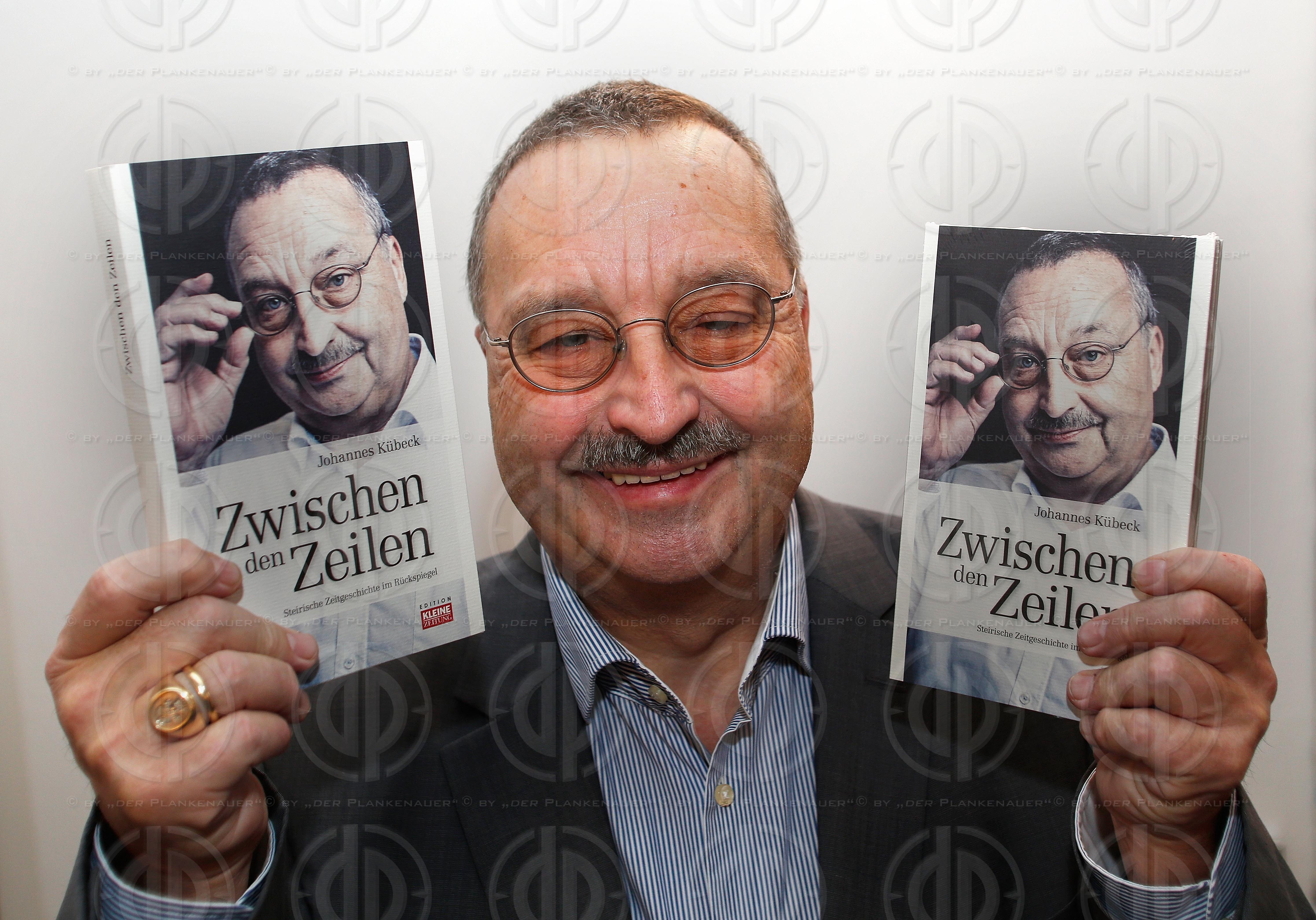 Buchpraesentation Johannes KUEBECK Zwischen den Zeilen