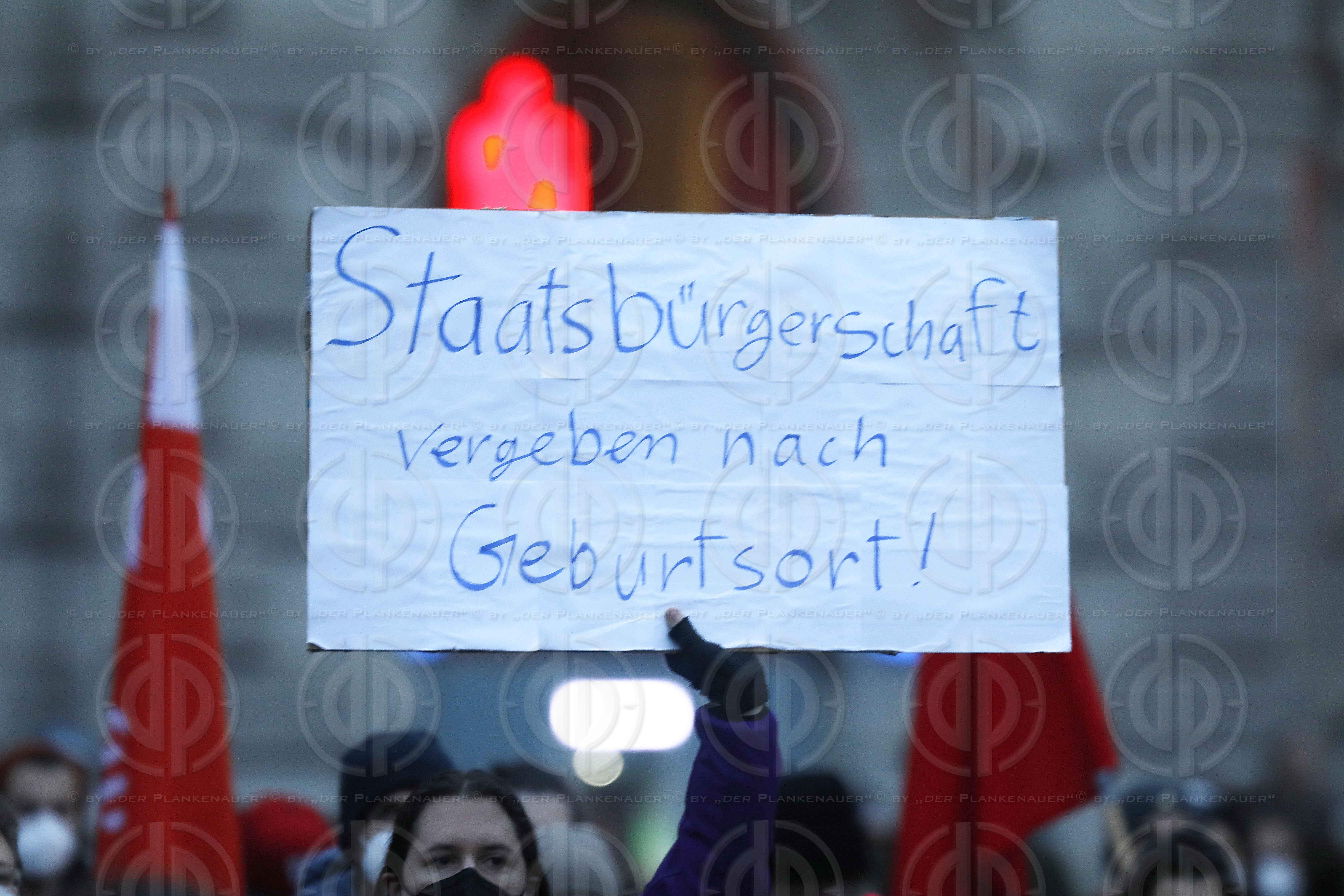 Grazer Lichtermeer gegen Abschiebungen am 30.01.2021