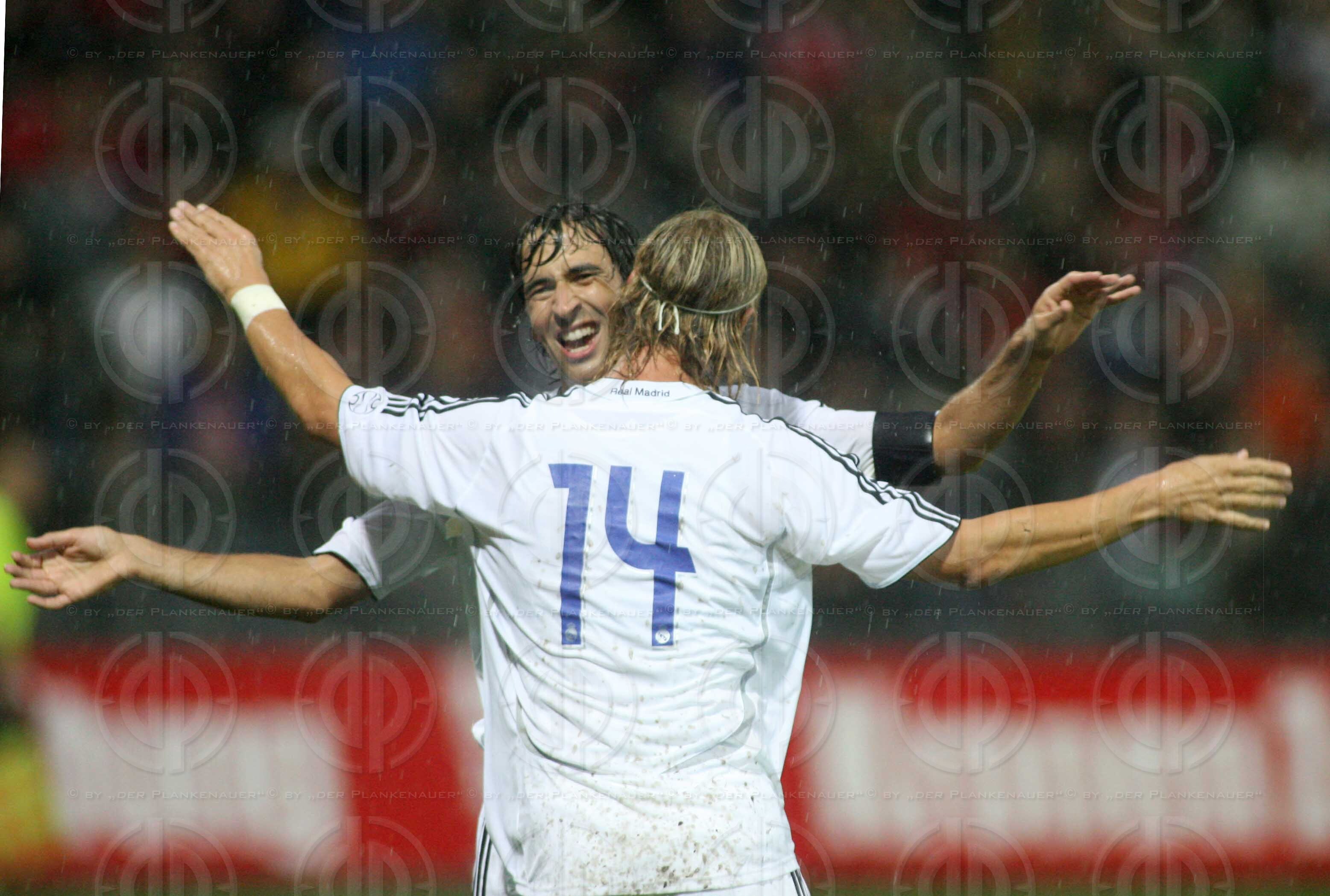 Real Madrid vs. Reggina Calcio (1:0)