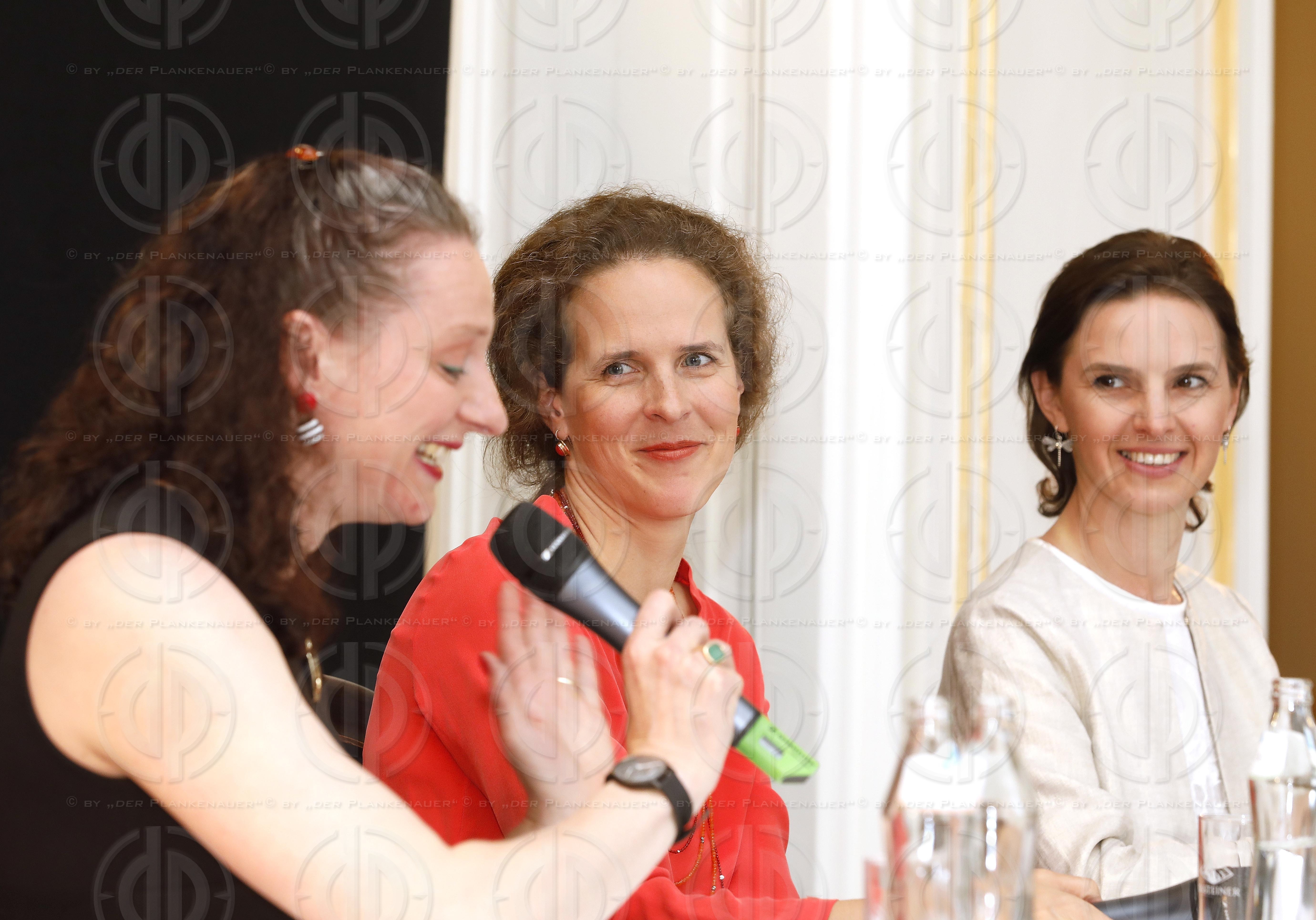 Die Grazer Oper praesentiert den neuen Spielplan für die Saison