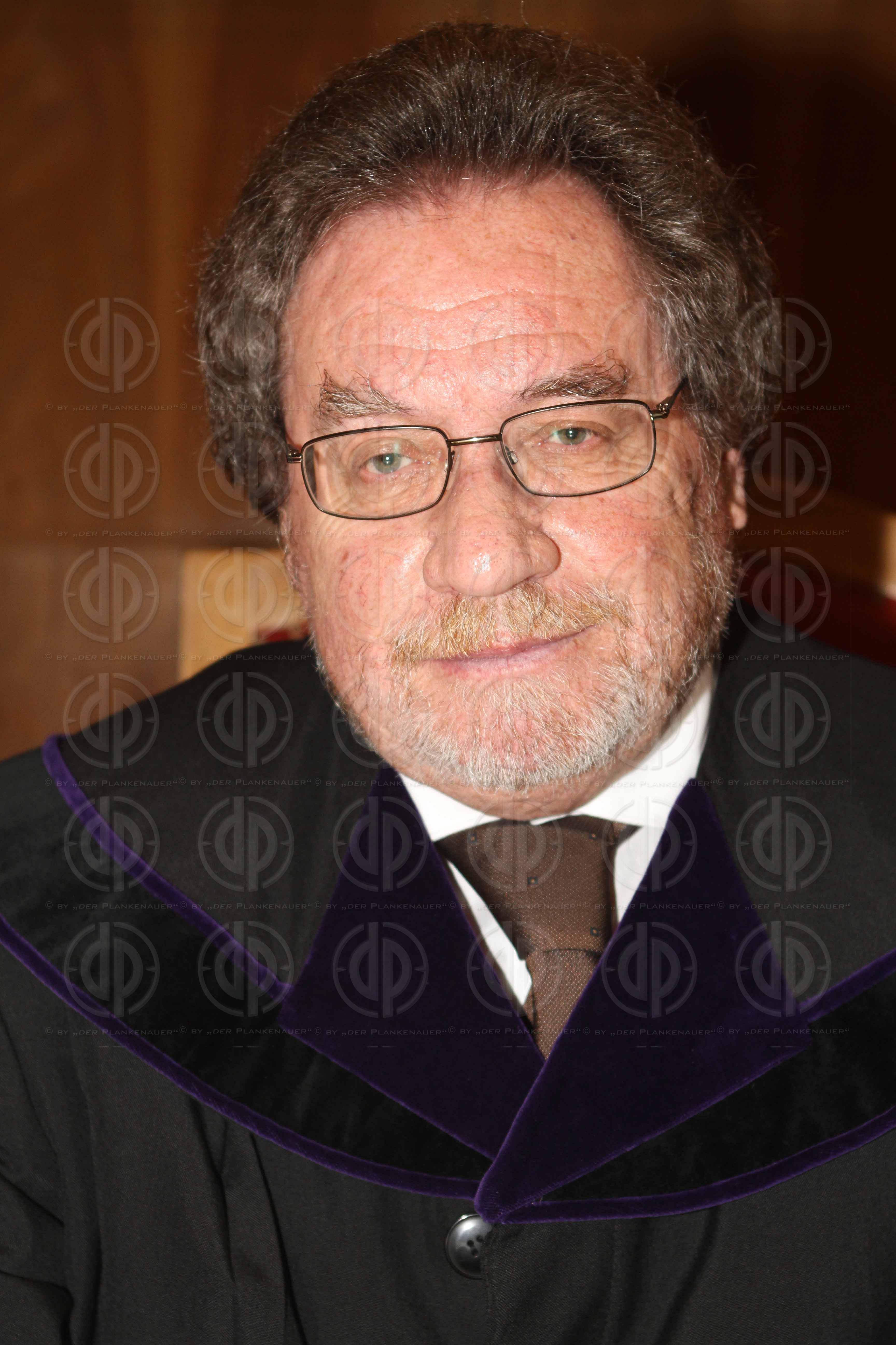 Strafverfahren gegen Hannes KARTNIG u.a.