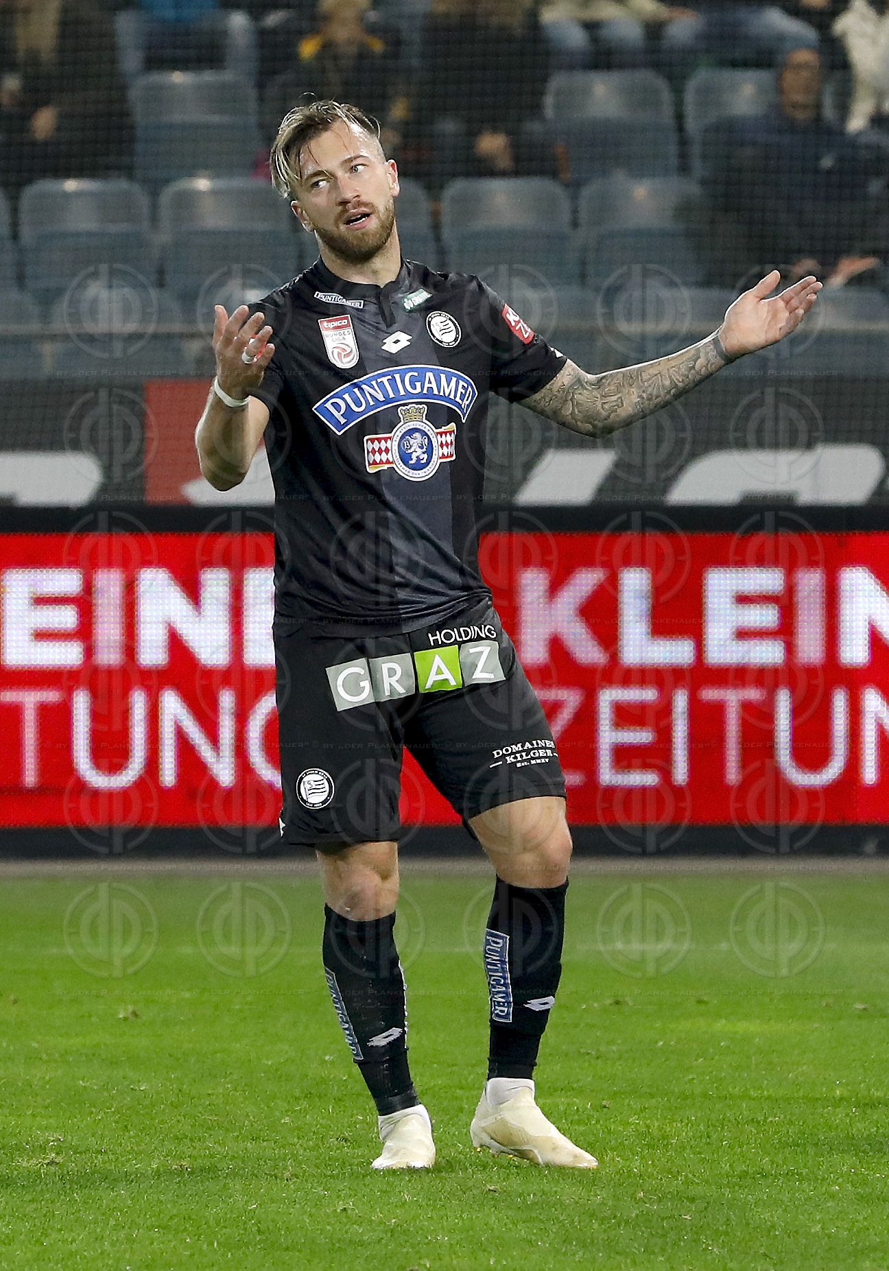 SK Sturm vs. SKN St. Poelten (0:0)