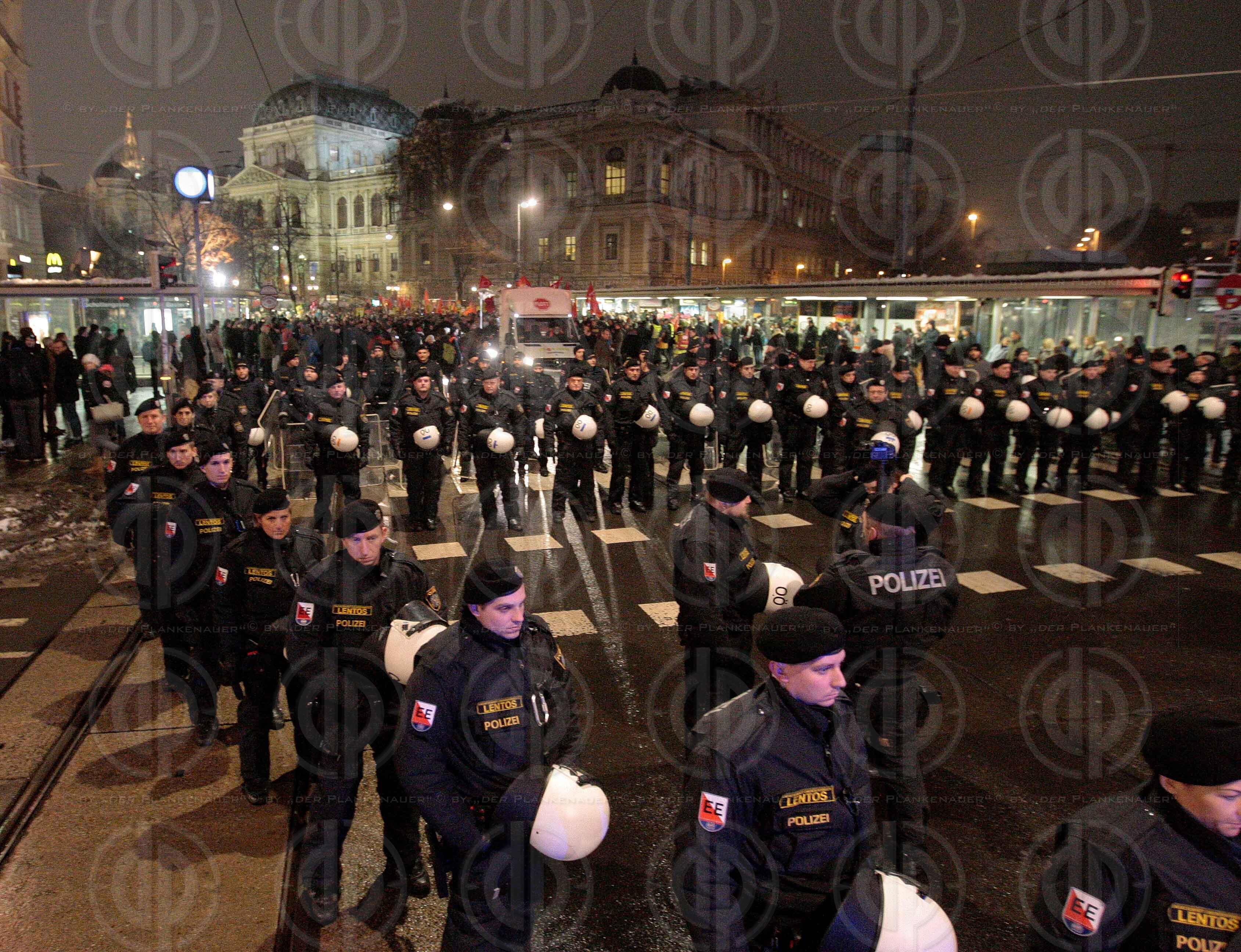 Demos rund um den Akademikerball (WKR-Ball) 2017