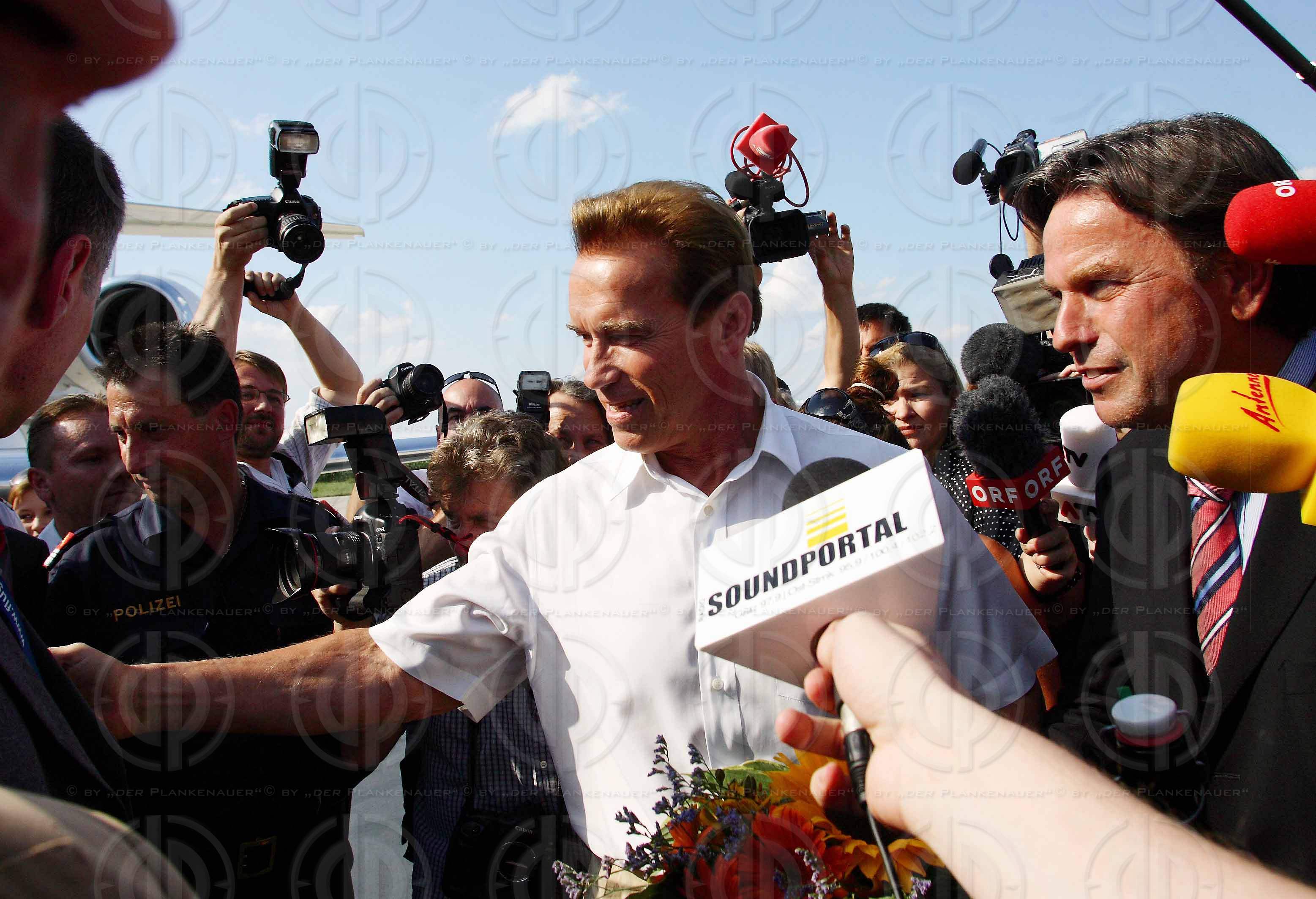 Arnold SCHWARZENEGGER