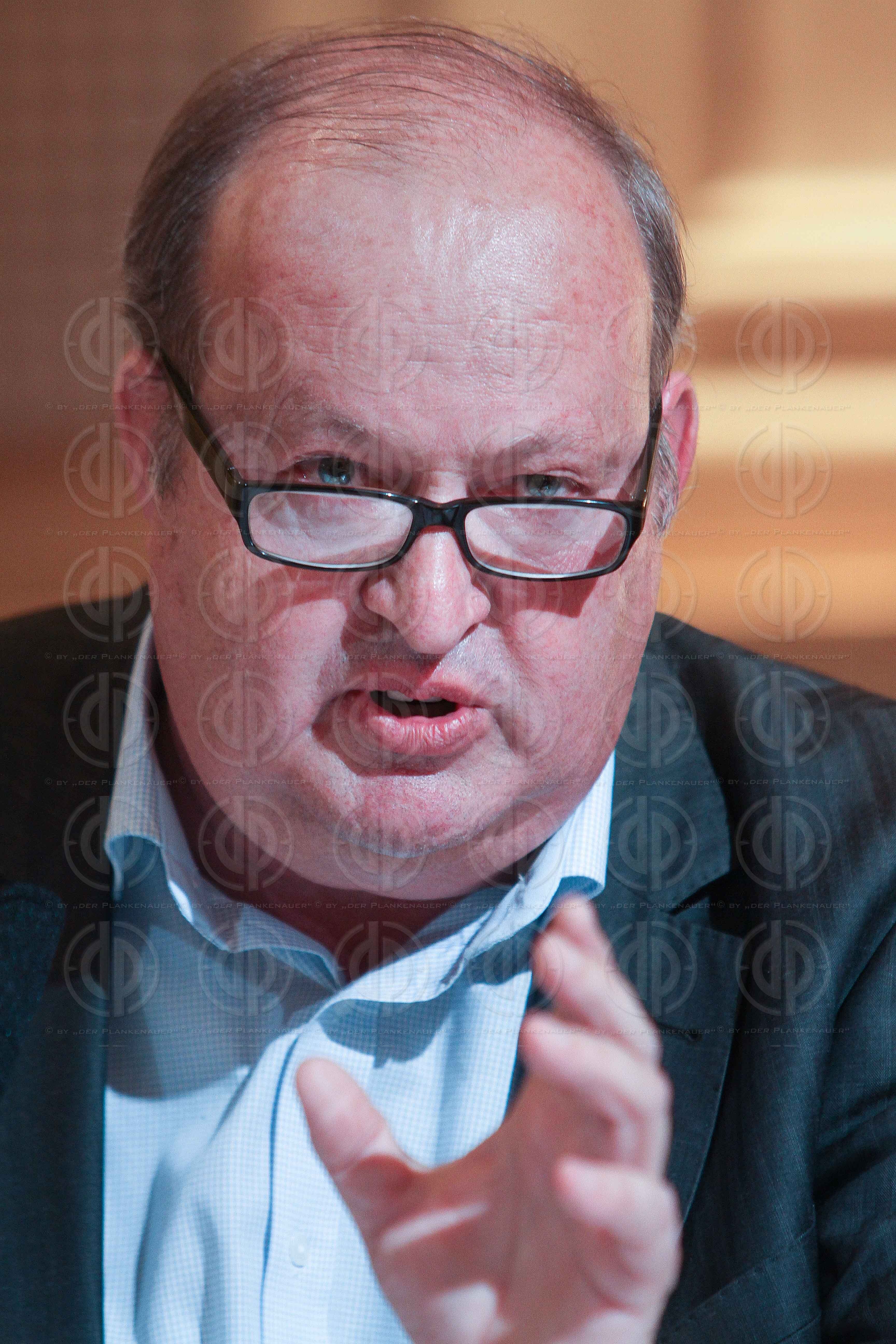 Oesterreich eine Mediokratie?