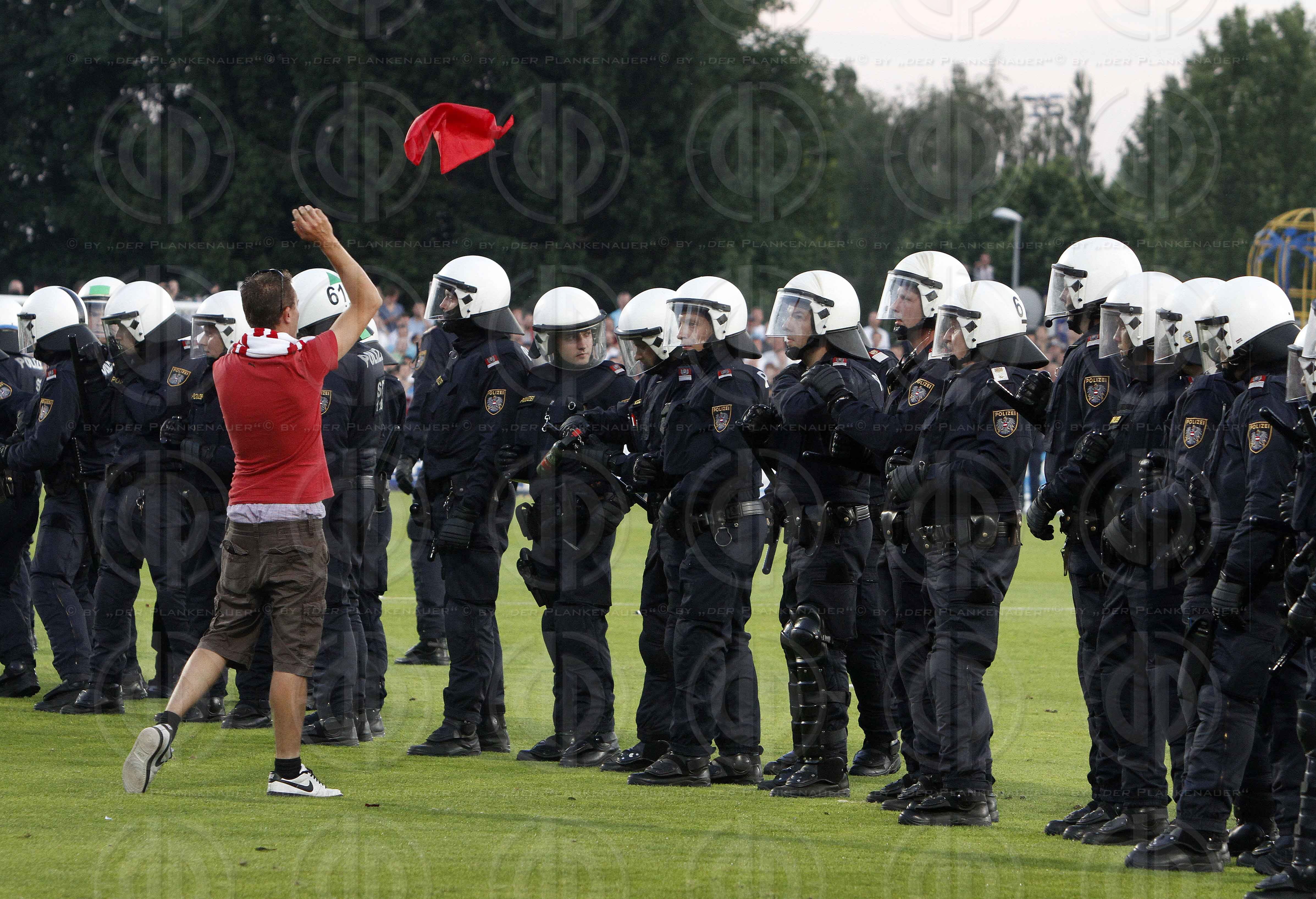 Relegation Hartberg vs. GAK (3:0, Spielabbruch)