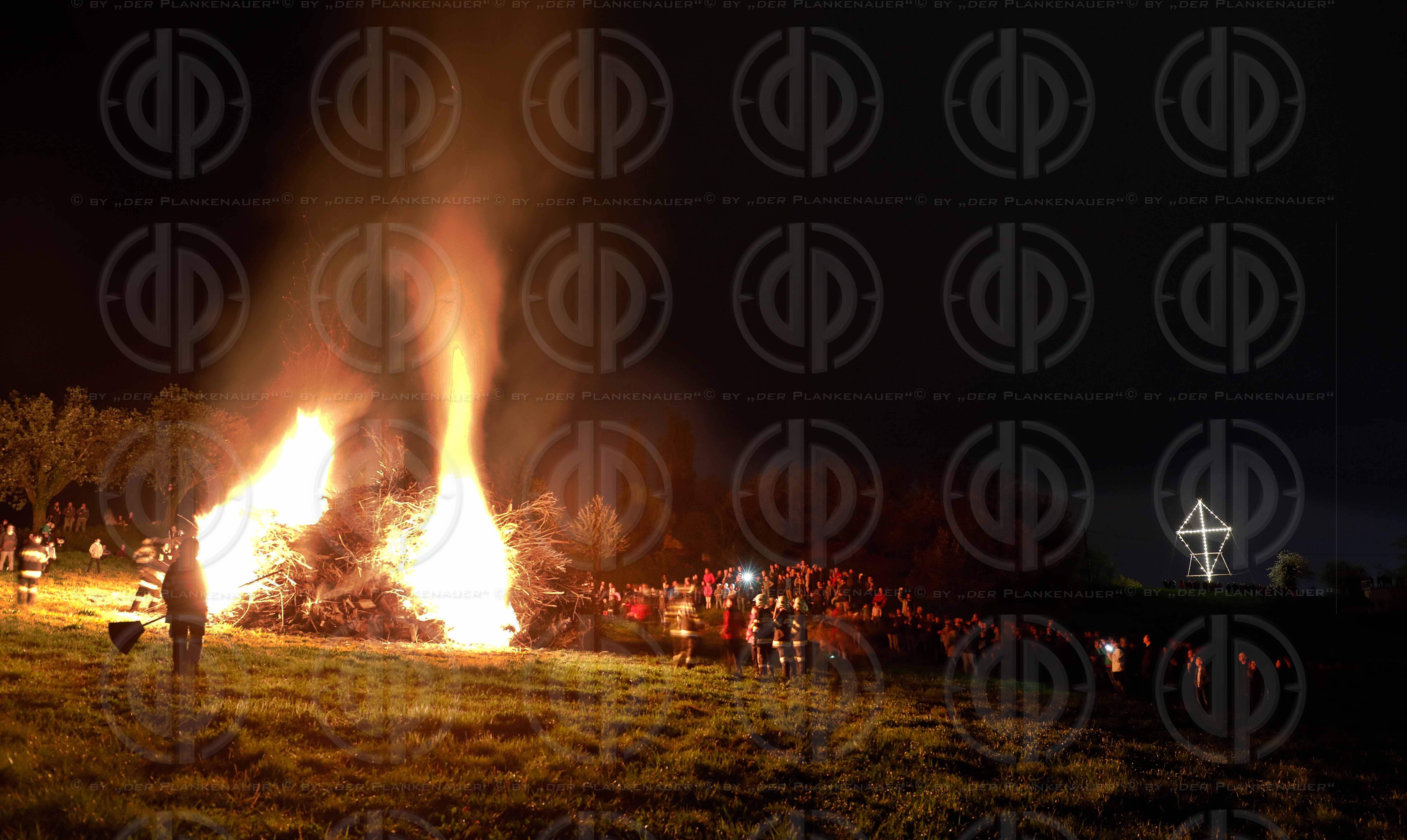 Brauchtumsfeuer zu Ostern