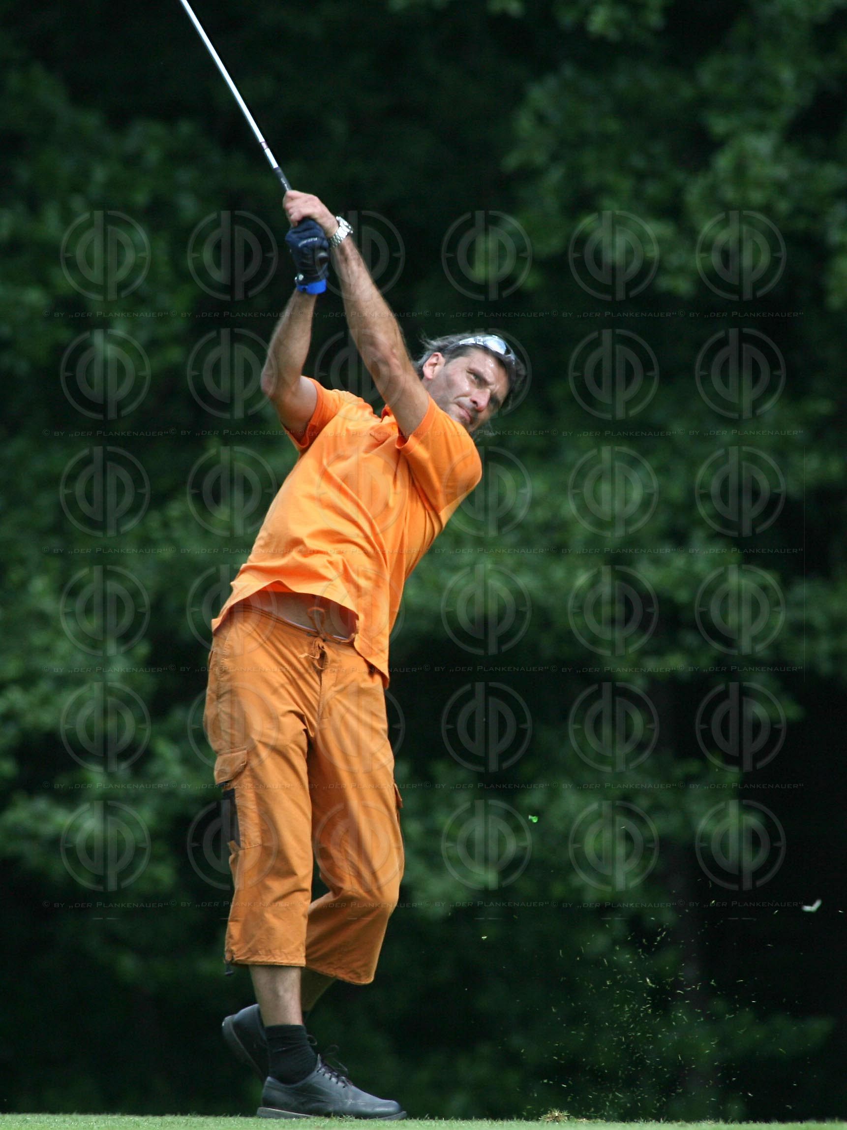 Das Institut-Charity Golf Einladungsturnier-Bewerb