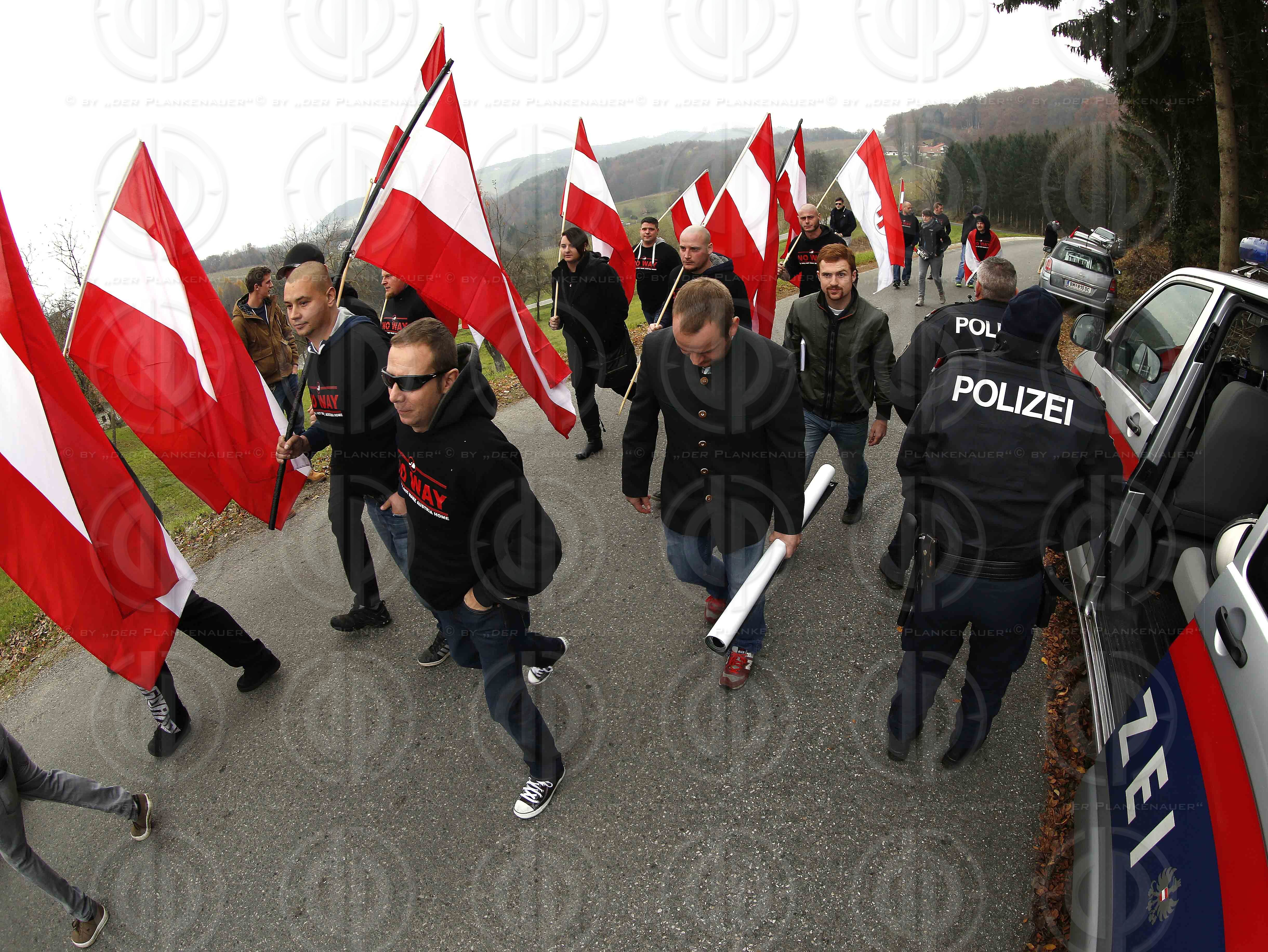 Antifa-Demo und Gegendemo in Spielfeld und Umgebung