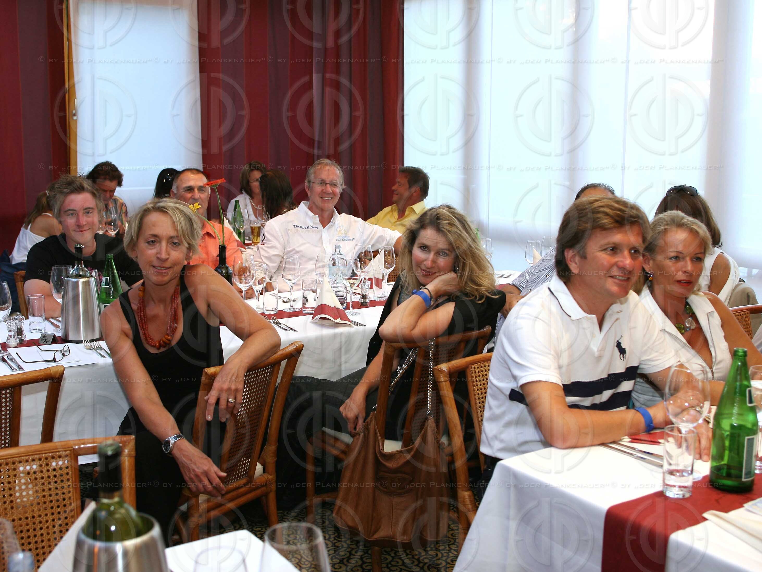 Das Institut- Charity Golf Einladungsturnier - Abend