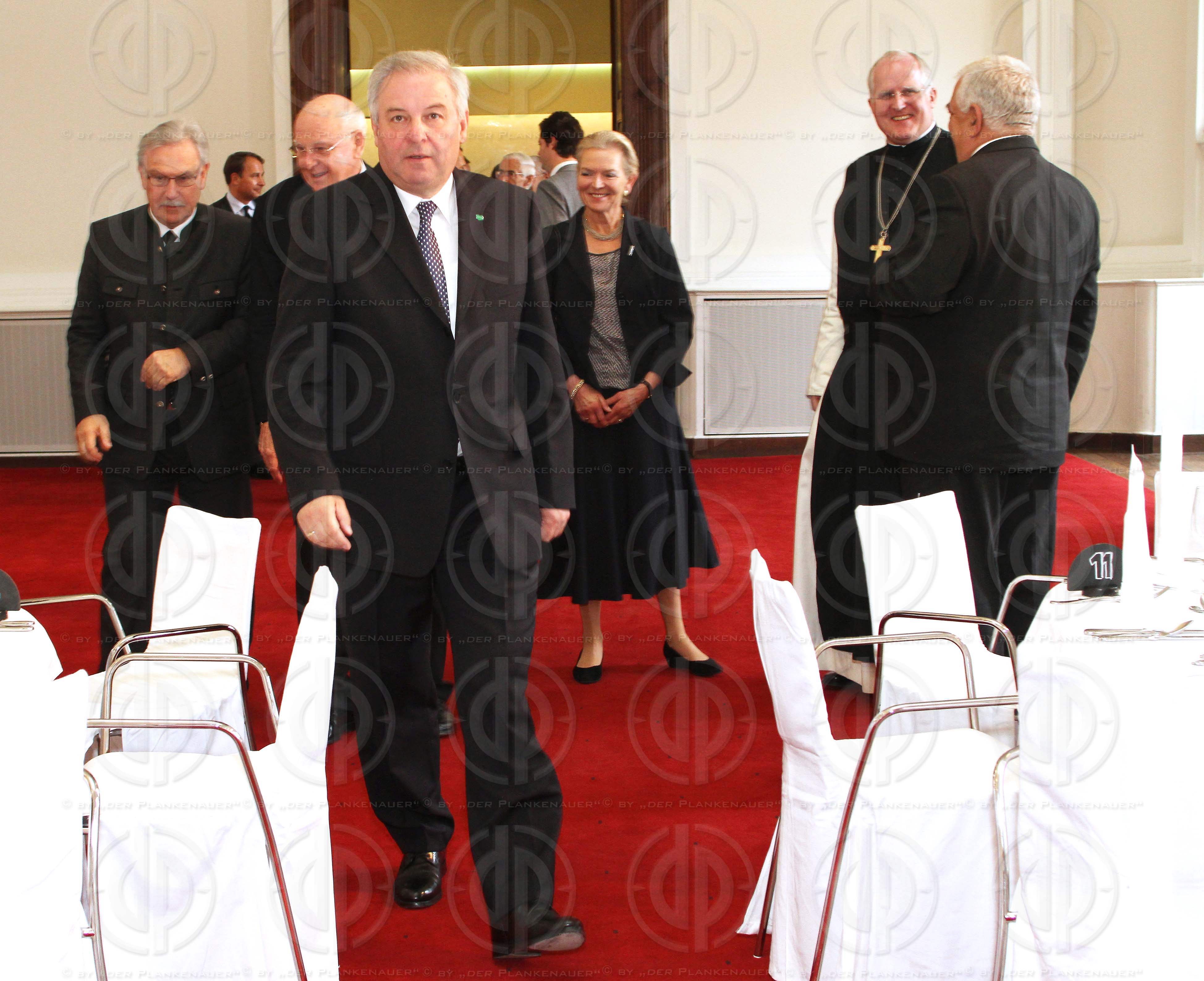 Abschied Dr. Harnoncourt-Unverzagt